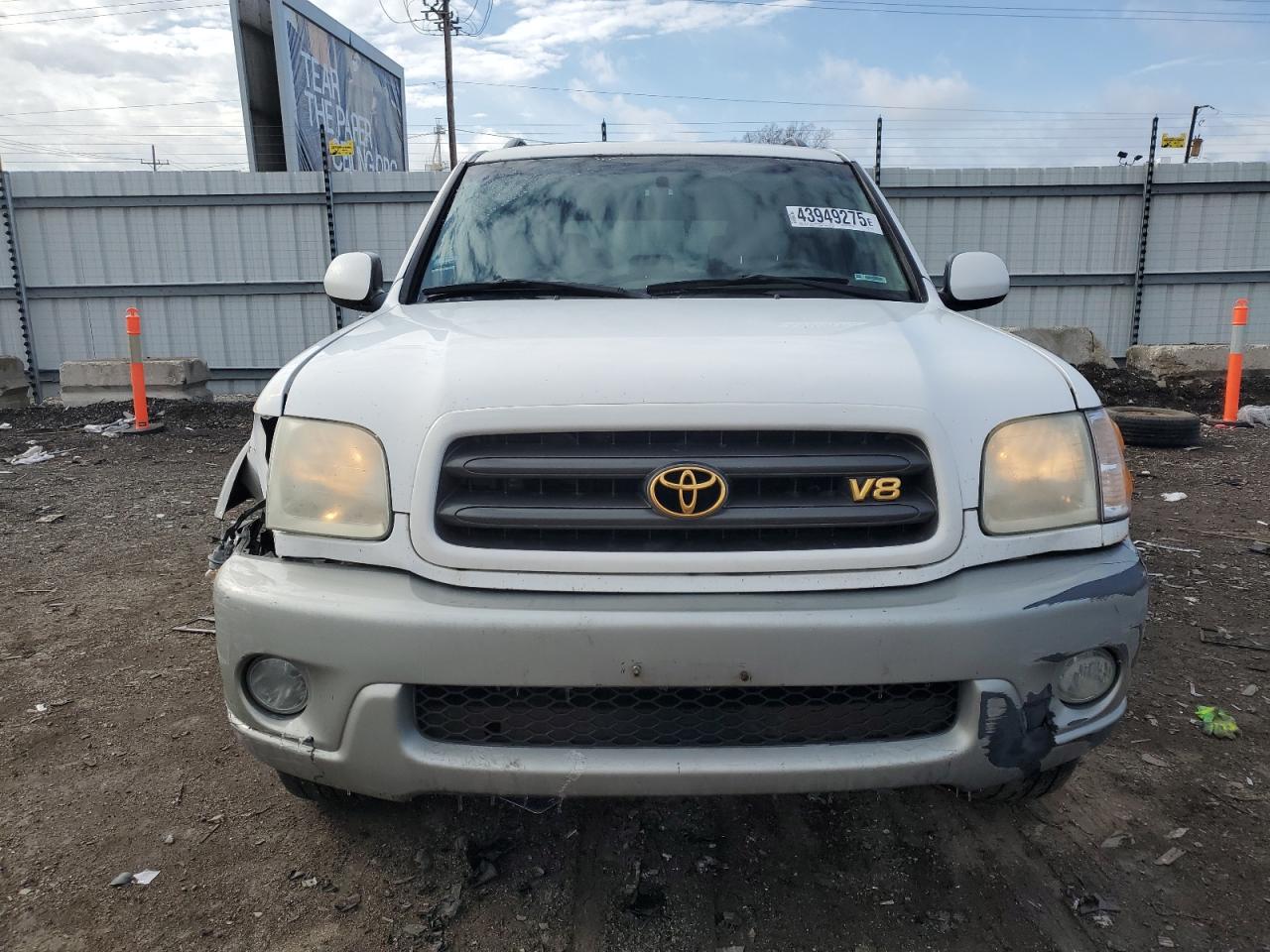 2003 Toyota Sequoia - Image 5