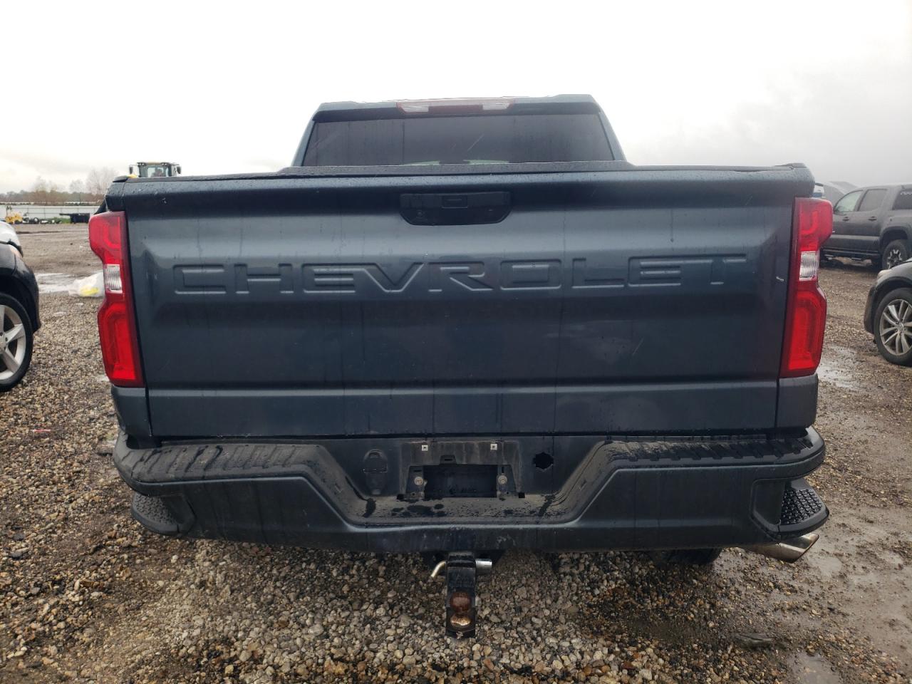 2020 Chevrolet Silverado - Image 6