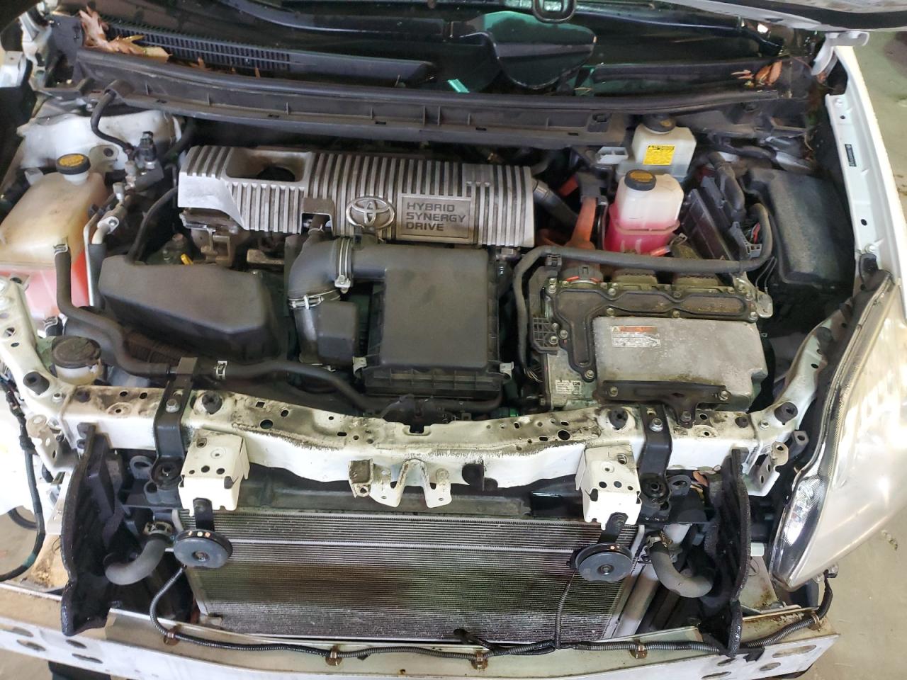2012 Toyota Prius - Image 11