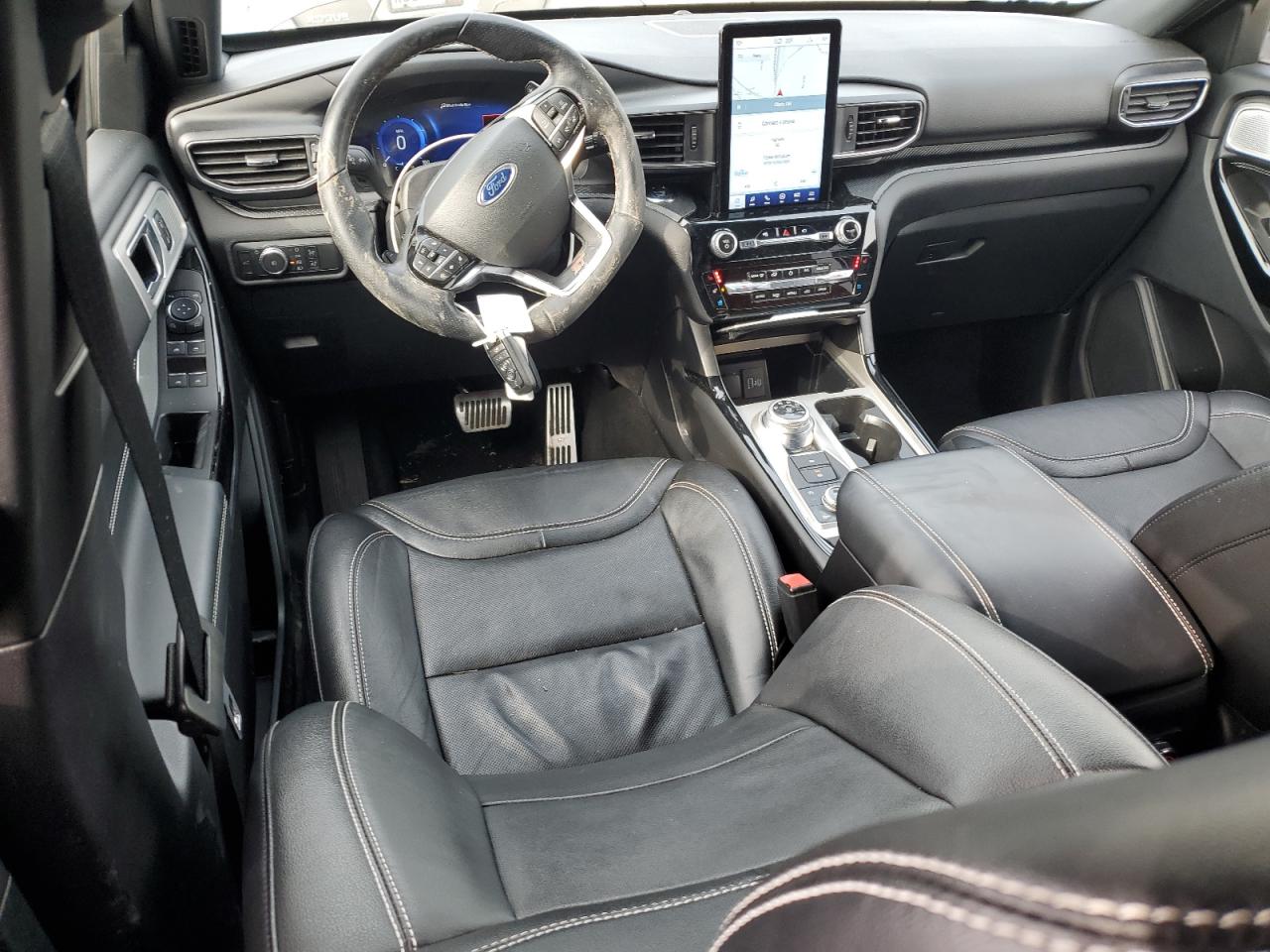 2022 Ford Explorer - Image 8