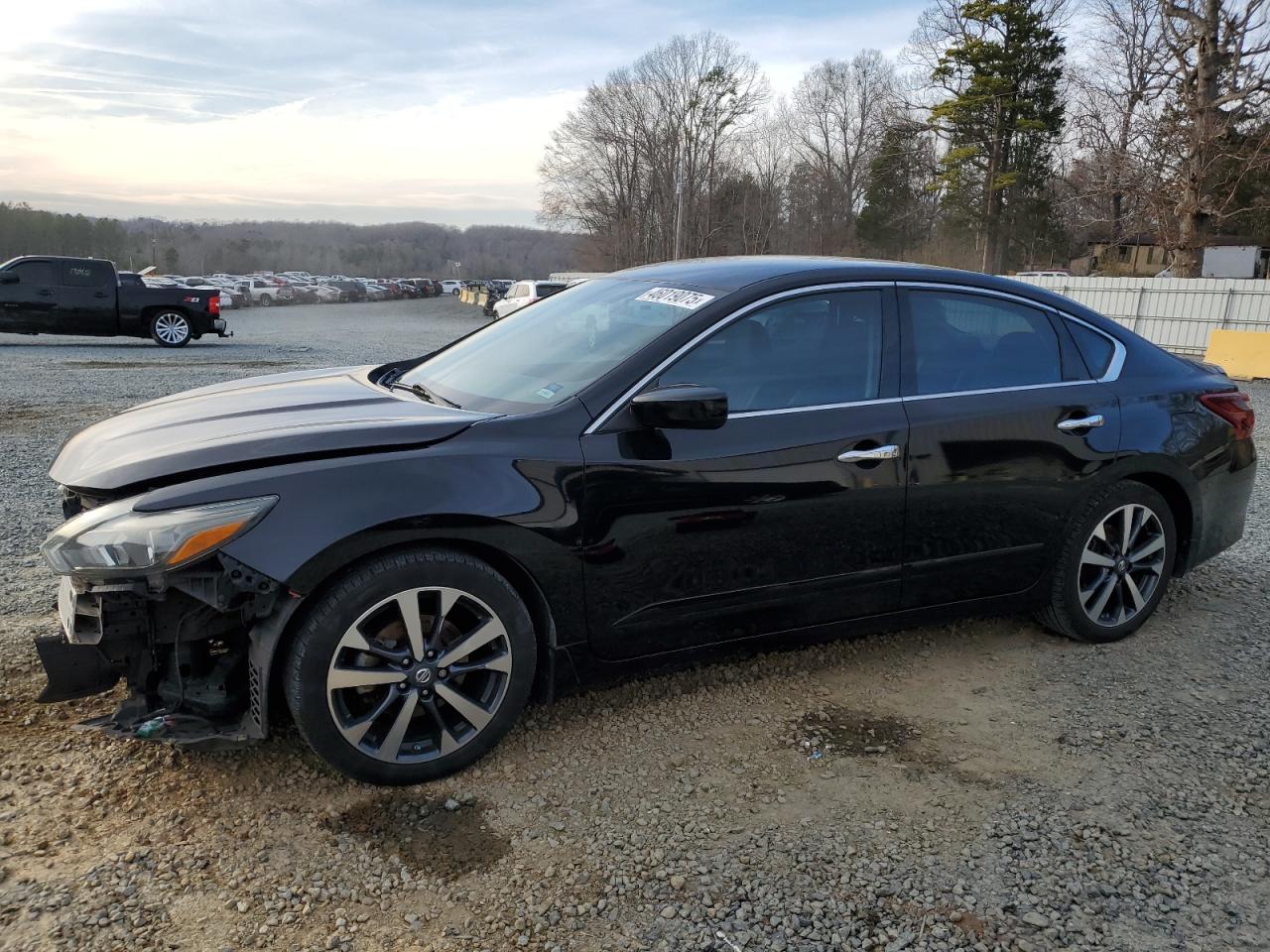 2017 Nissan Altima - Image 1