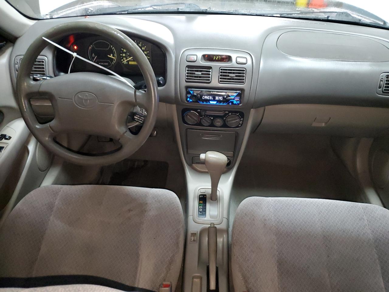 2000 Toyota Corolla - Image 8