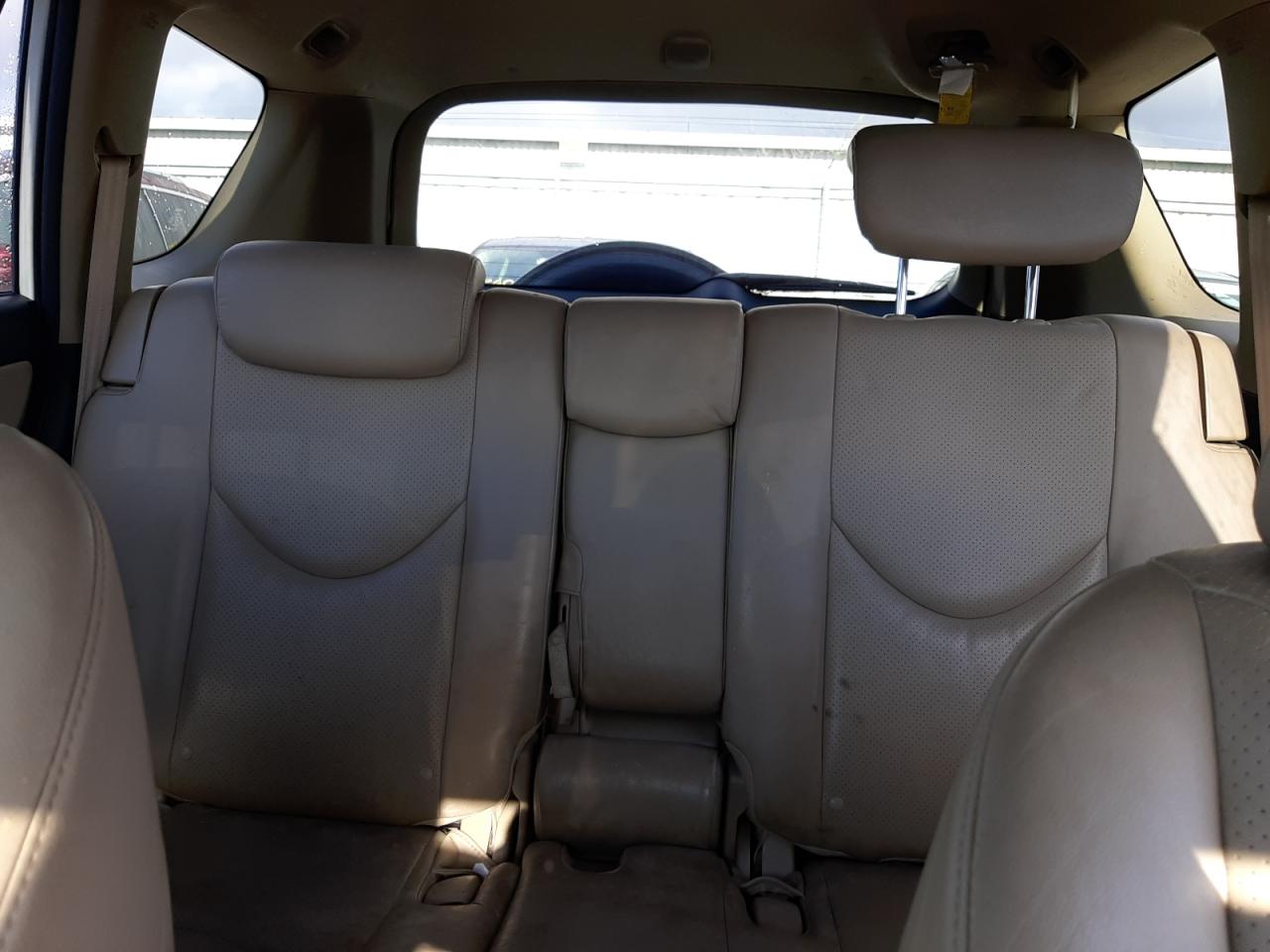 2010 Toyota RAV 4 - Image 10
