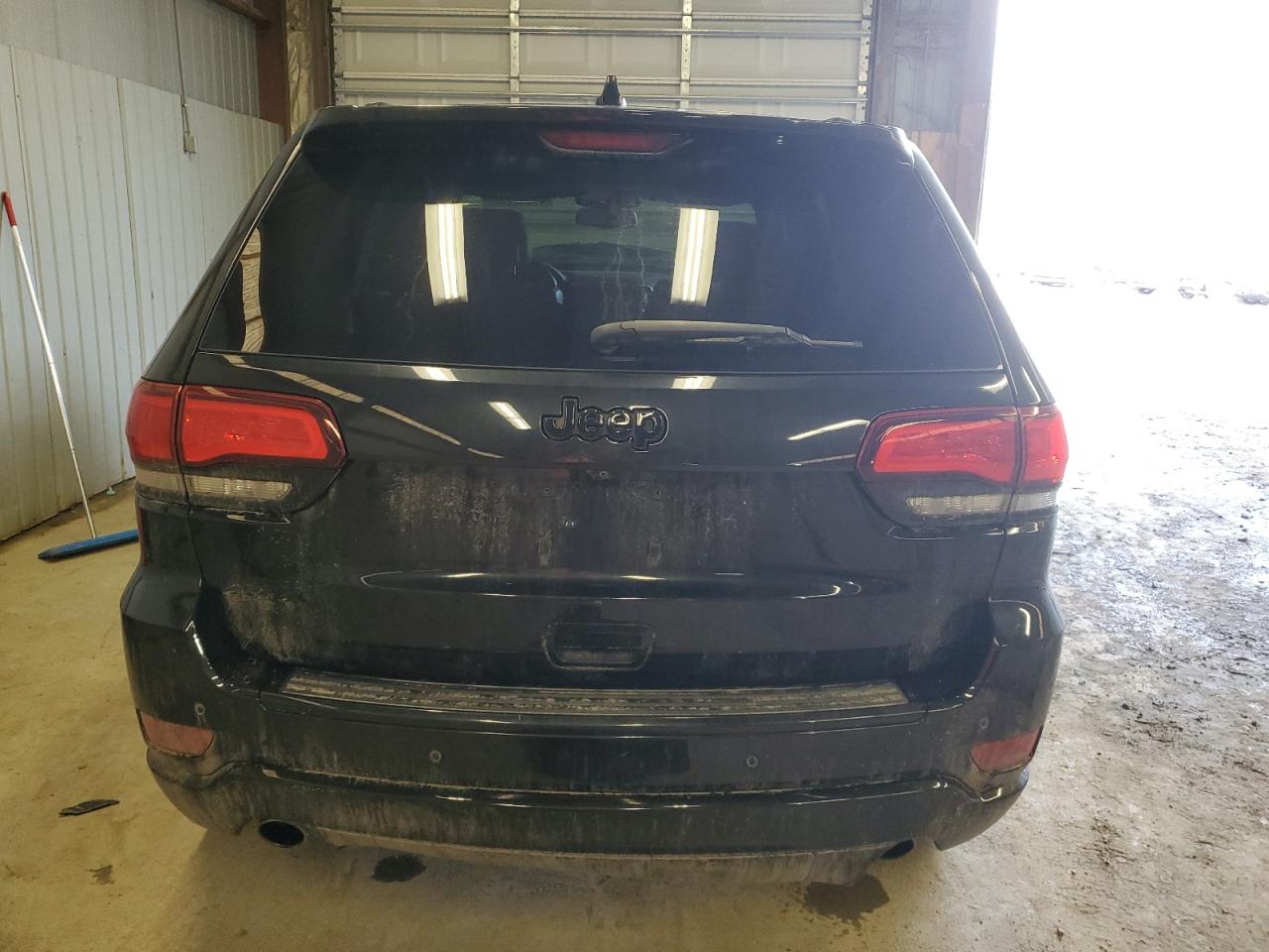 2015 Jeep Grand Cherokee - Image 6