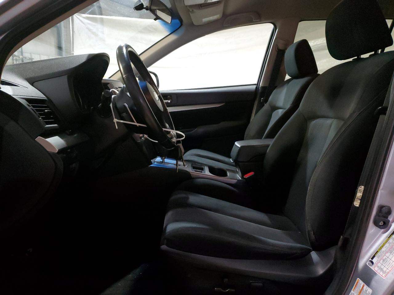 2014 Subaru Outback - Image 7