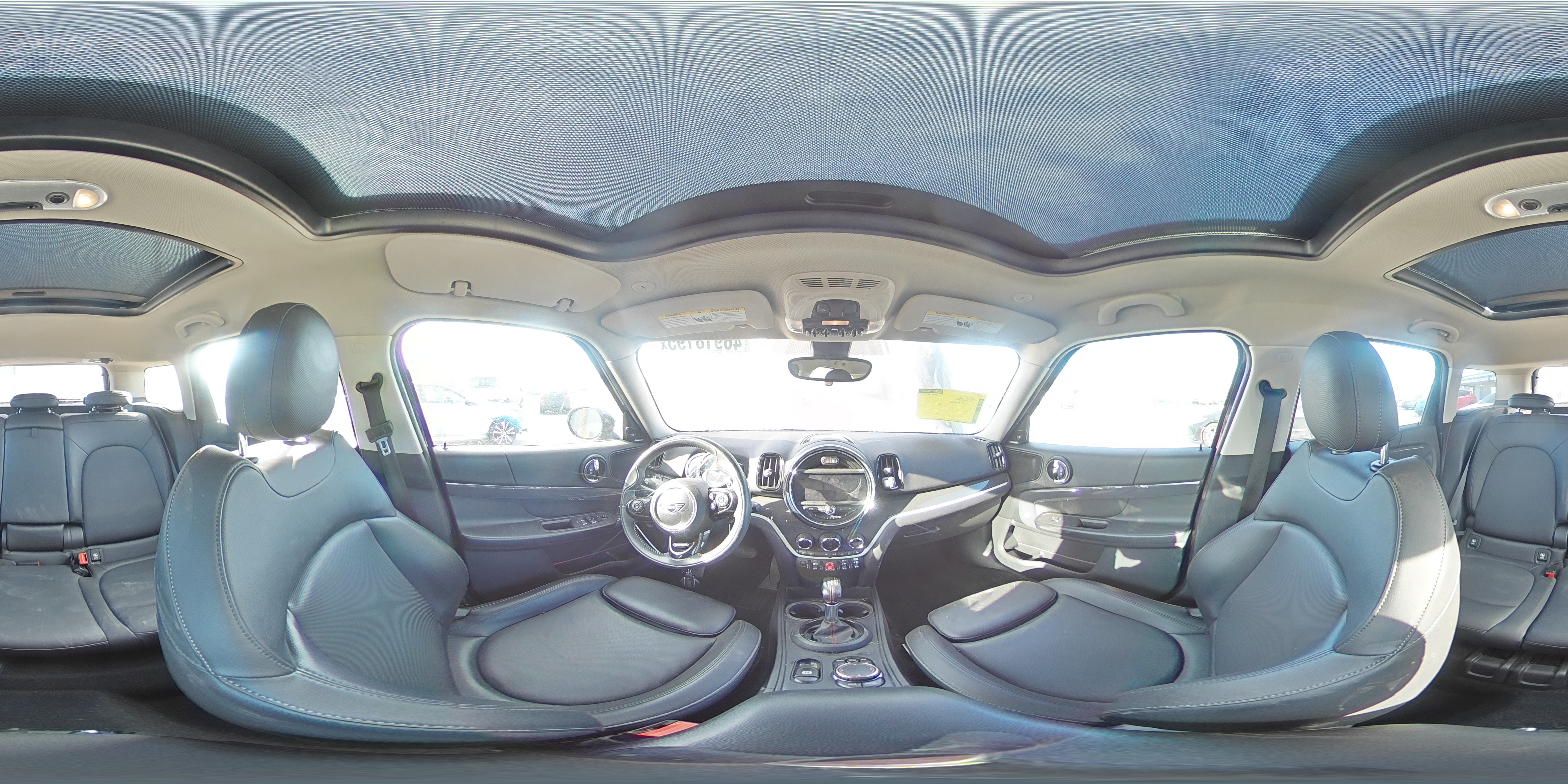 2019 MINI Cooper - Image 15
