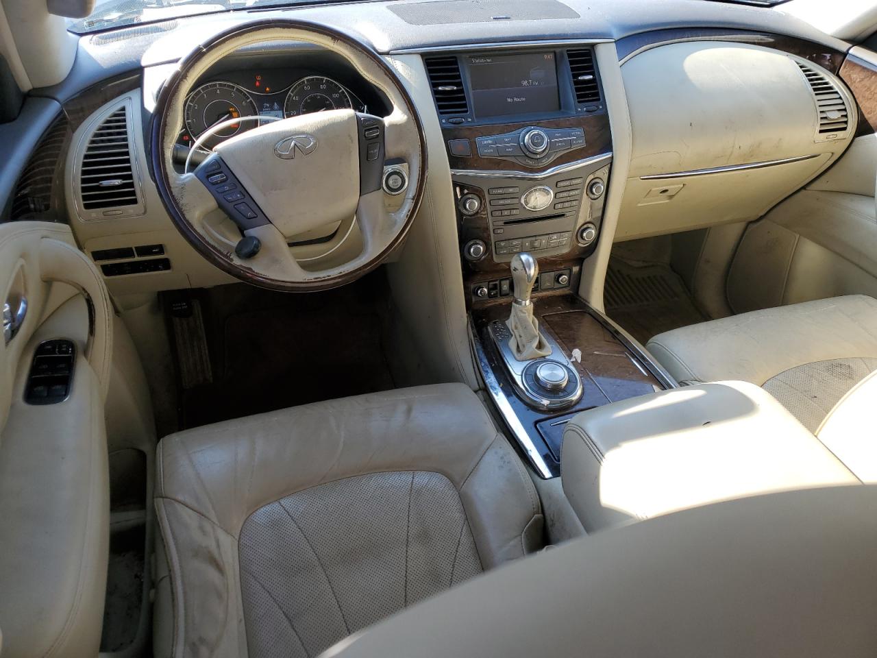 2011 Infiniti QX56 - Image 8