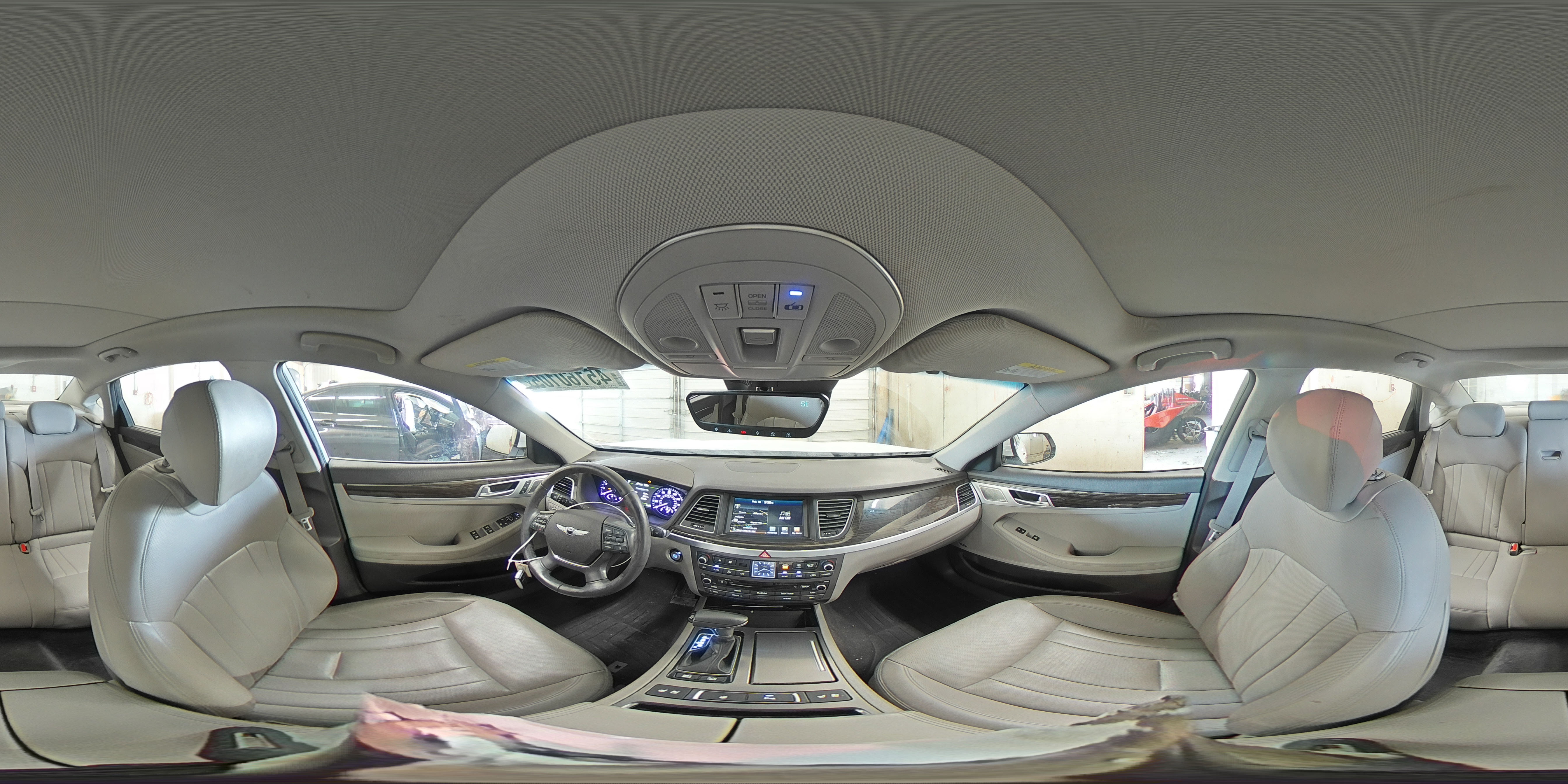 2018 Genesis G80 - Image 14
