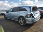 2009 Mercedes-Benz R 350 4Matic for Sale in Elgin, IL - Rear End