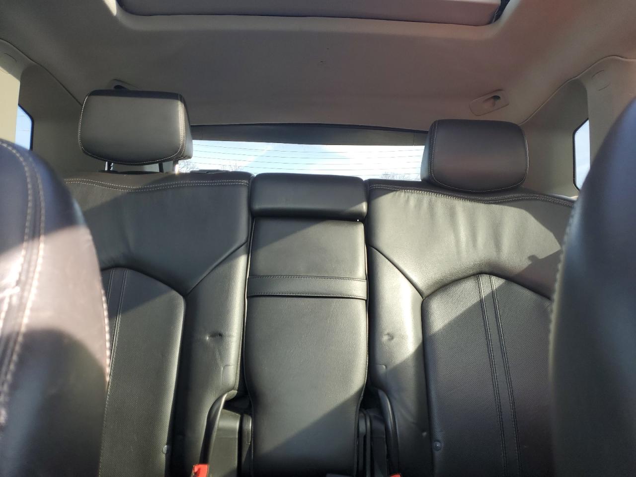 2012 Cadillac SRX - Image 10