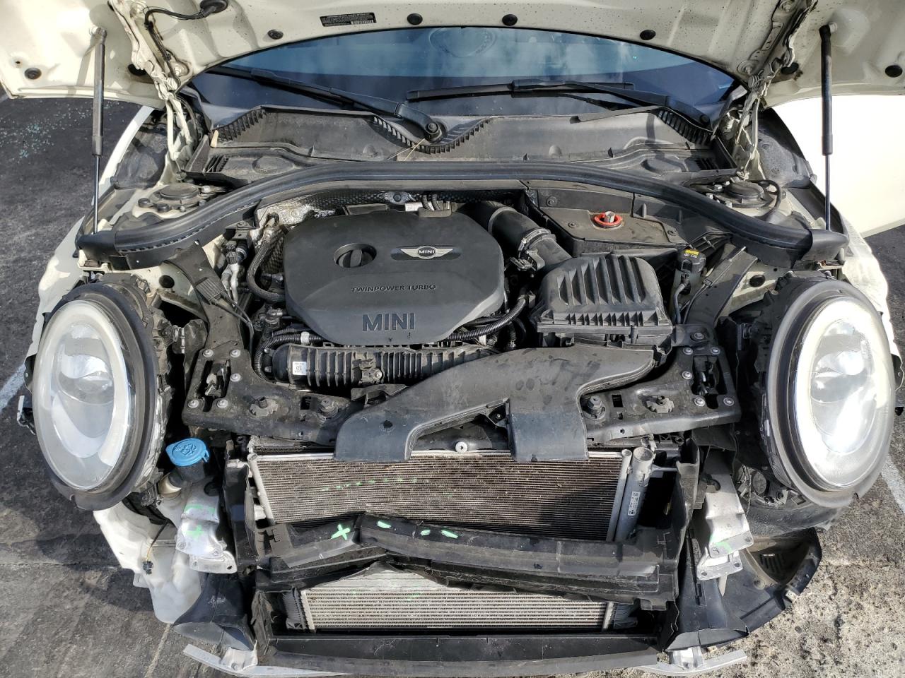 2016 MINI Cooper - Image 11