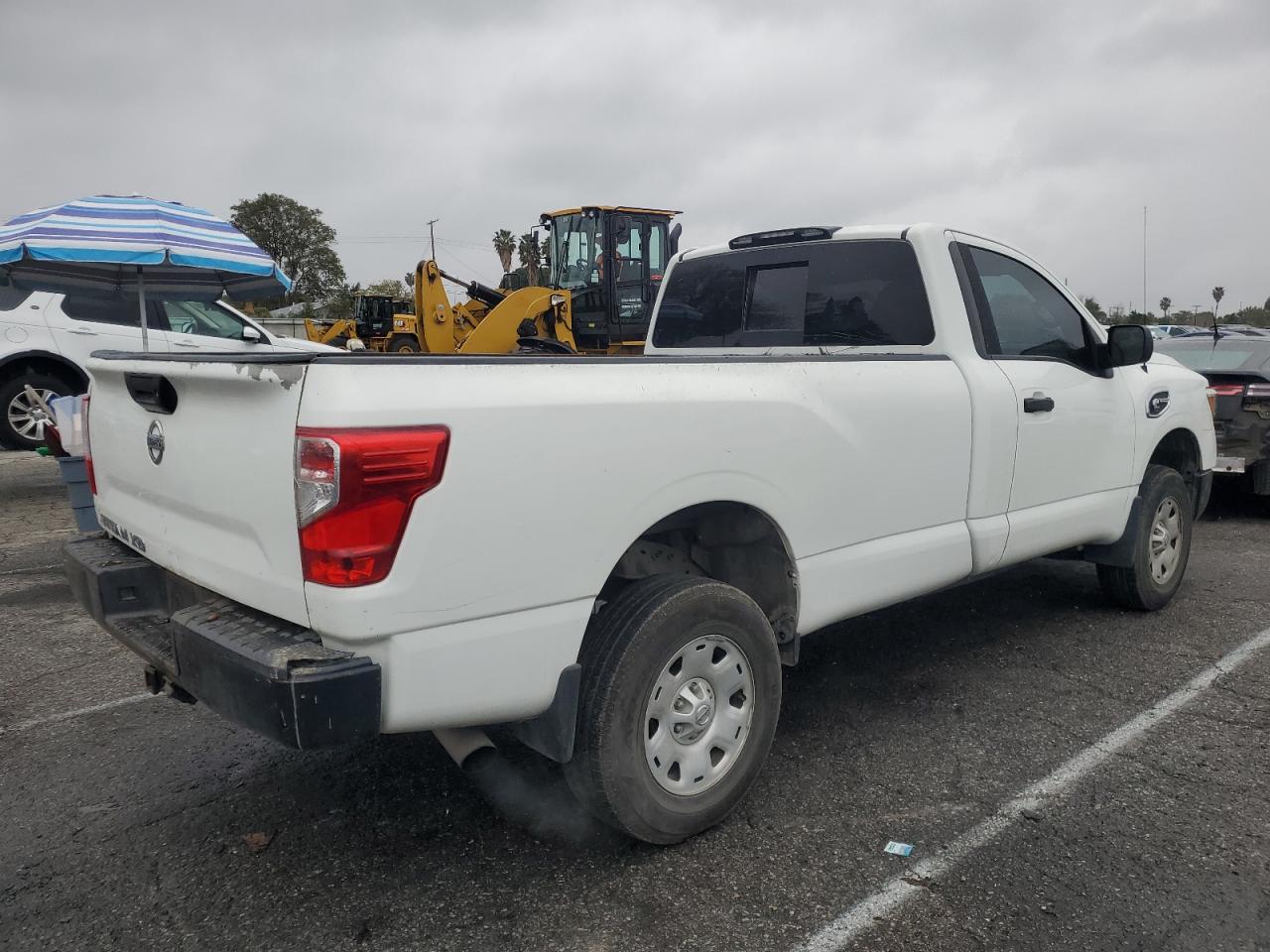 2017 Nissan Titan - Image 3