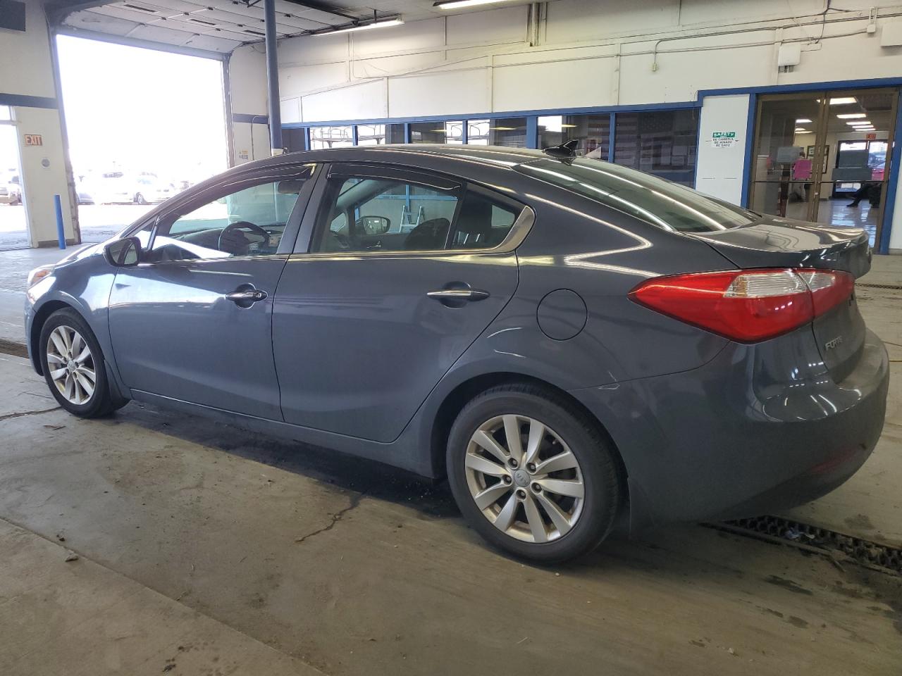 2015 Kia Forte - Image 2