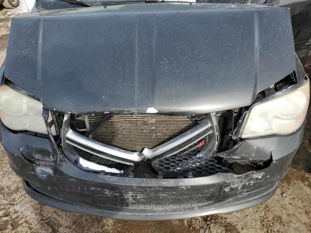 2012 Dodge Caravan - Image 12