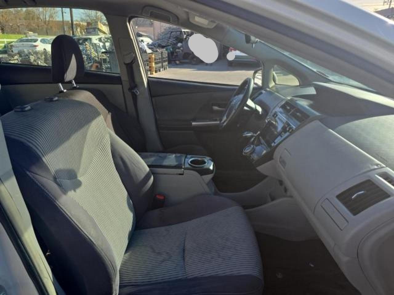 2015 Toyota Prius - Image 5