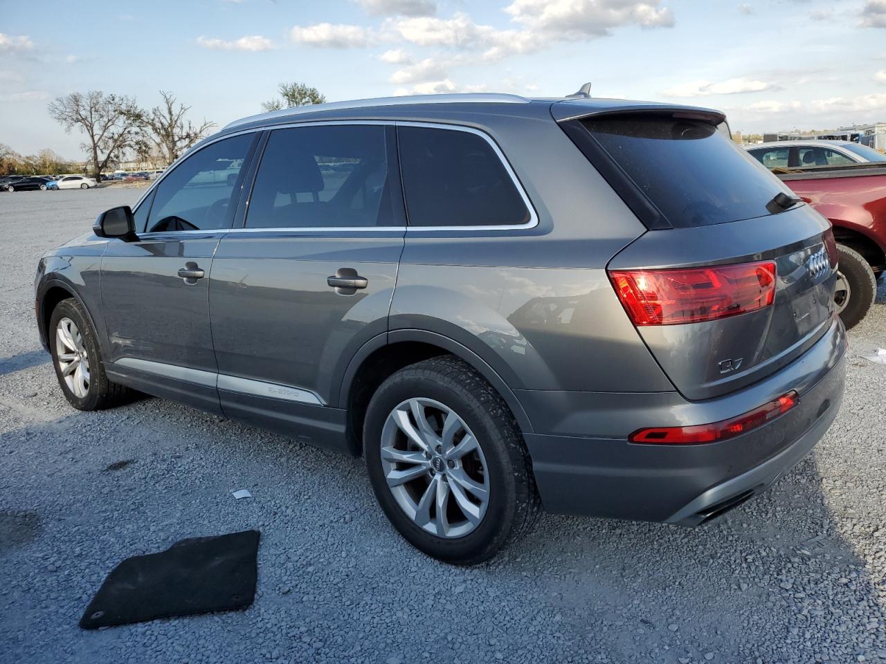 2018 Audi Q7 - Image 2