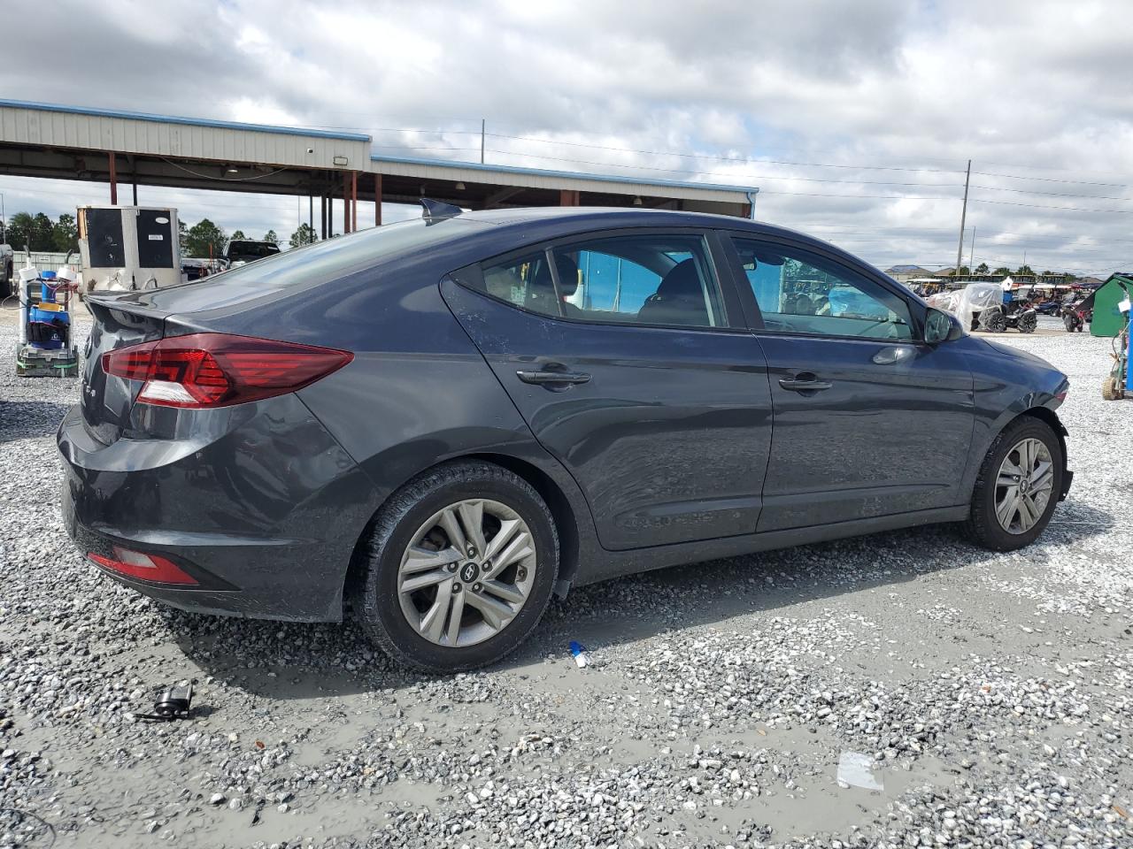 2020 Hyundai Elantra - Image 3