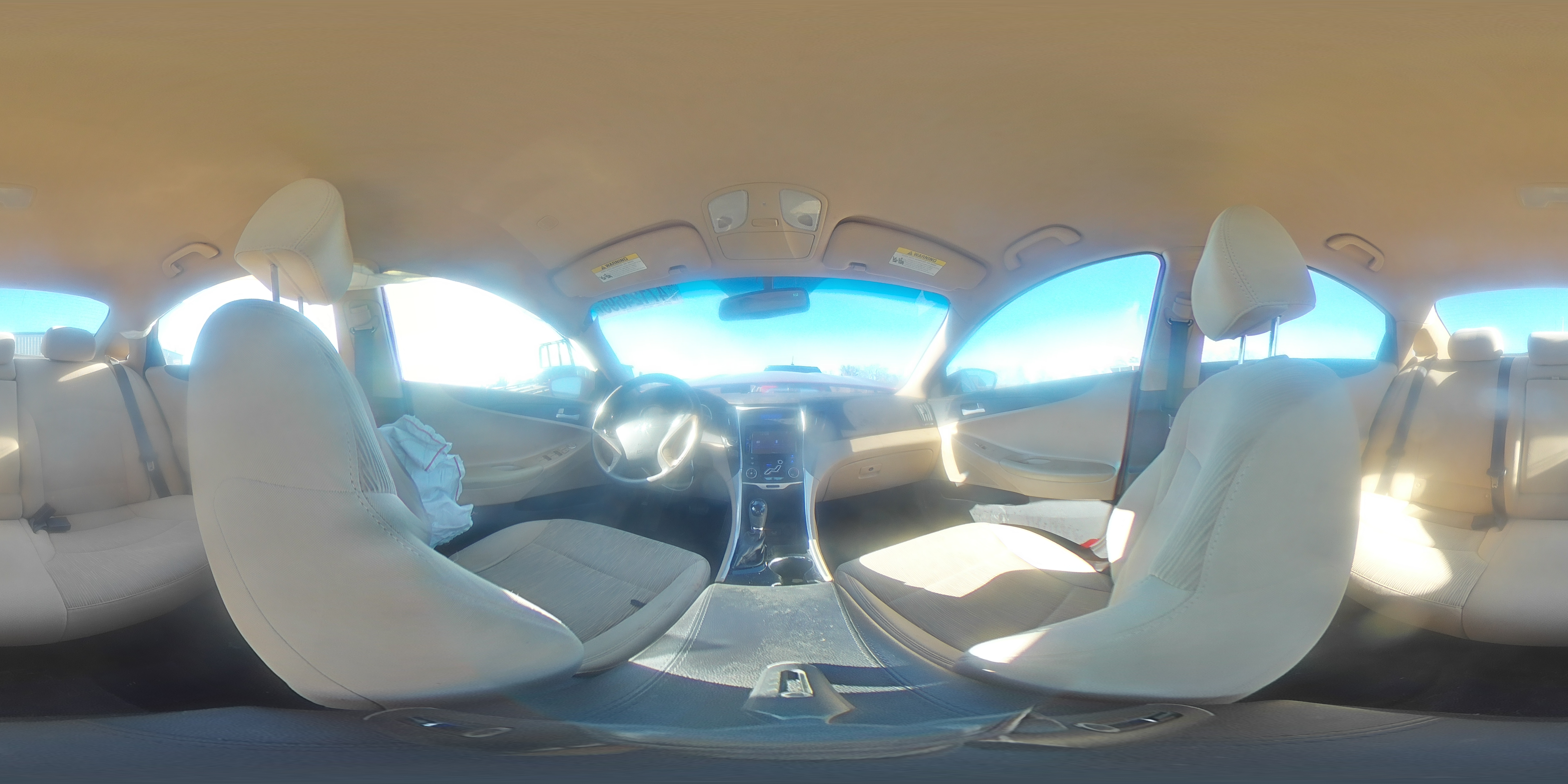 2013 Hyundai Sonata - Image 14