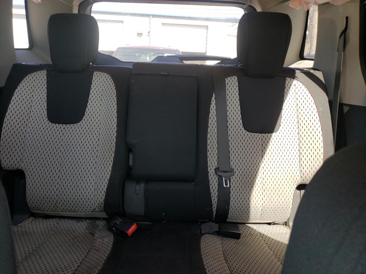 2015 GMC Terrain - Image 10