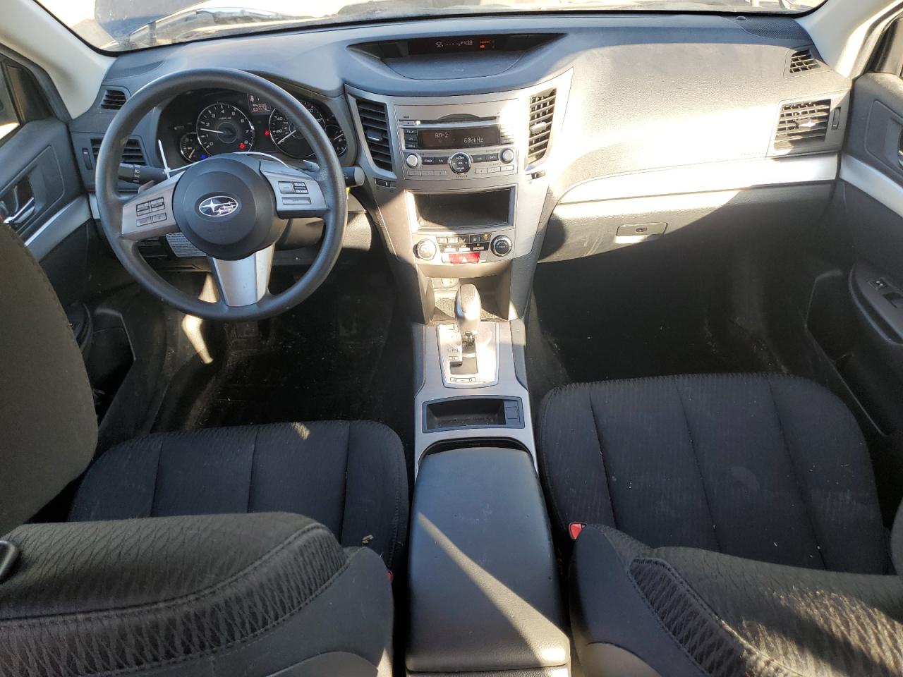 2011 Subaru Outback - Image 8