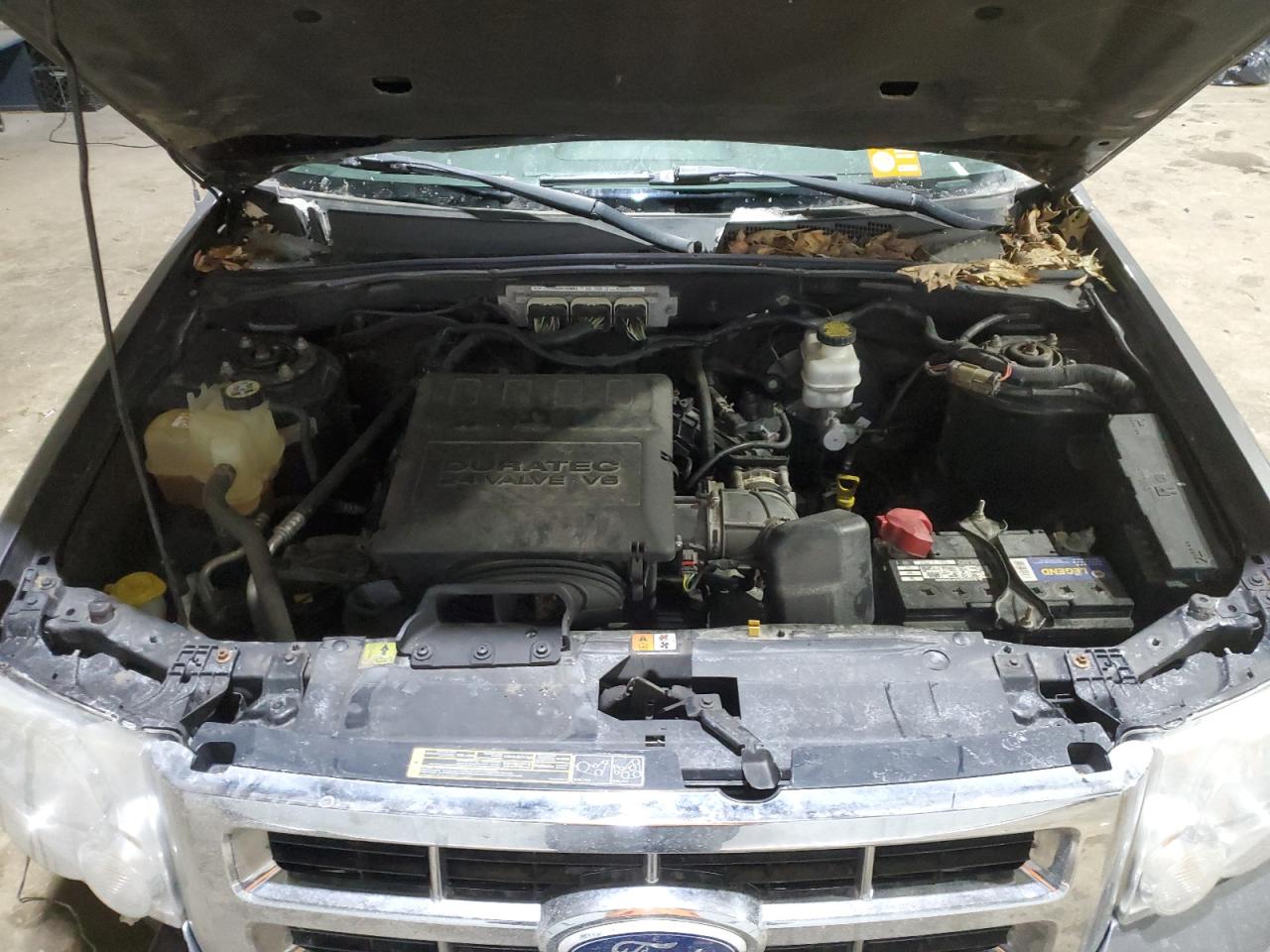 2010 Ford Escape - Image 14