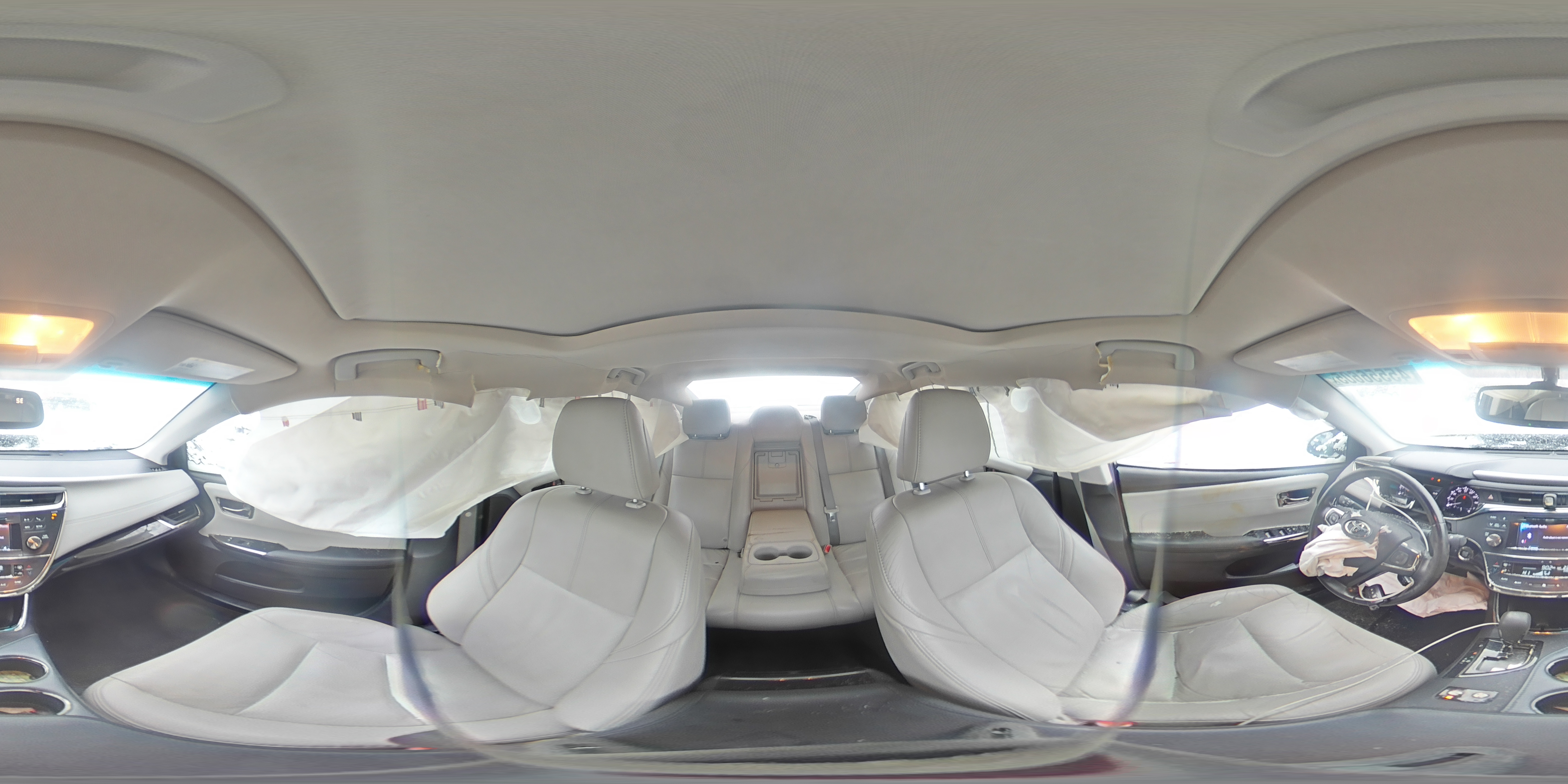 2014 Toyota Avalon - Image 12