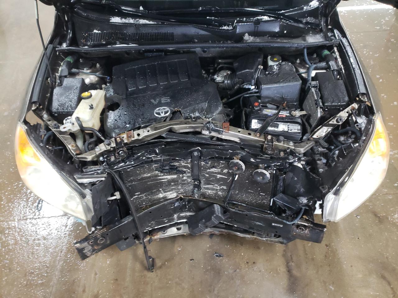 2011 Toyota RAV 4 - Image 11