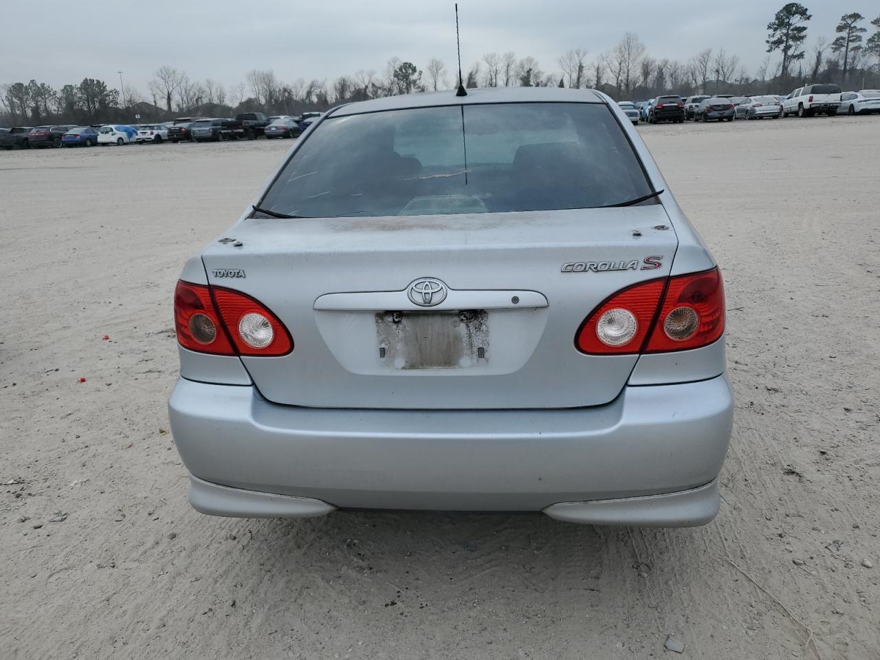 2005 Toyota Corolla - Image 6