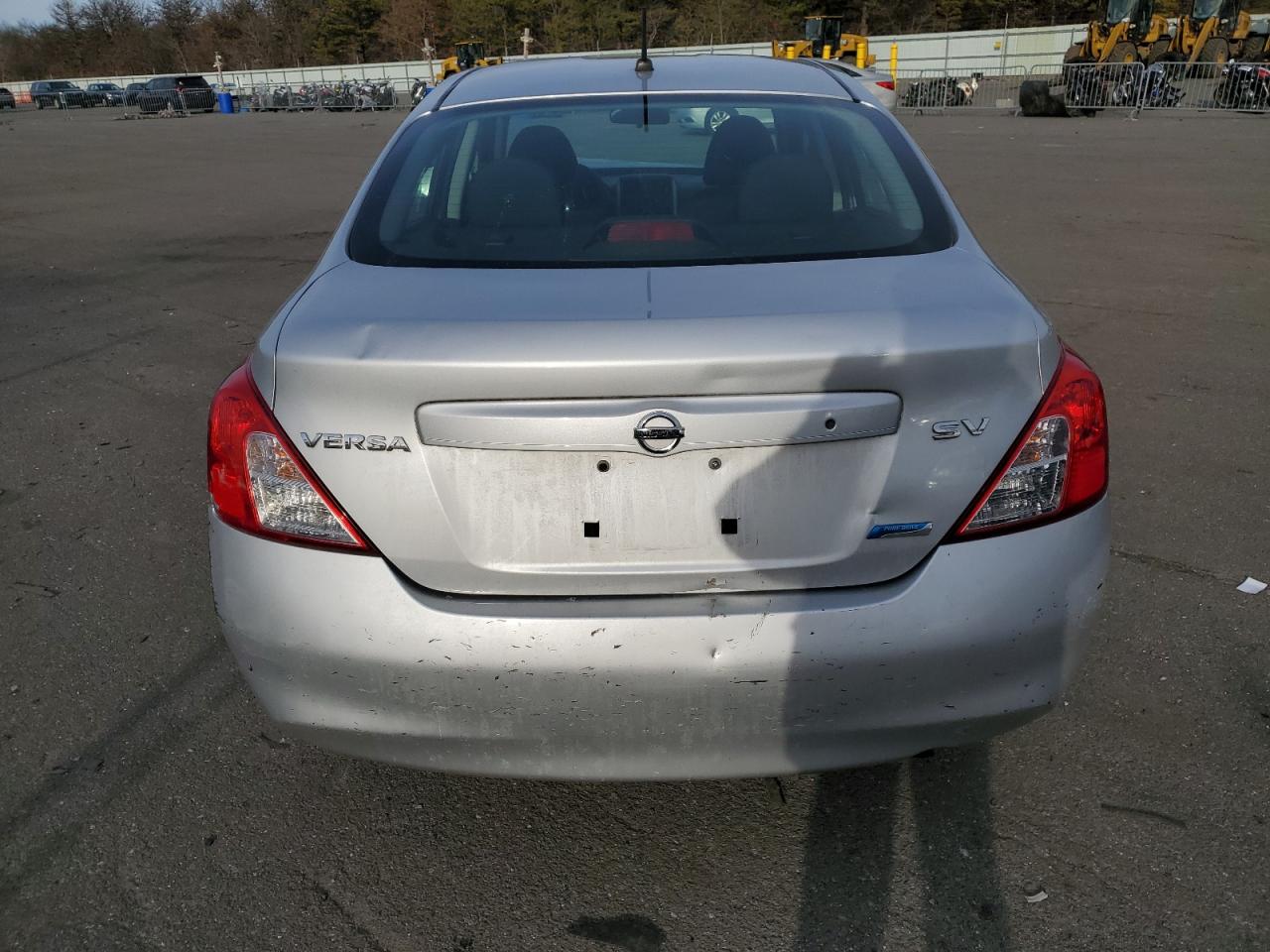 2012 Nissan Versa - Image 6