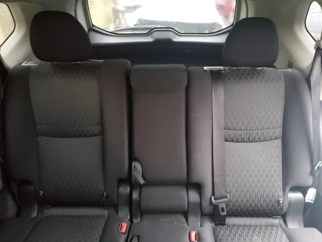 2020 Nissan Rogue - Image 10