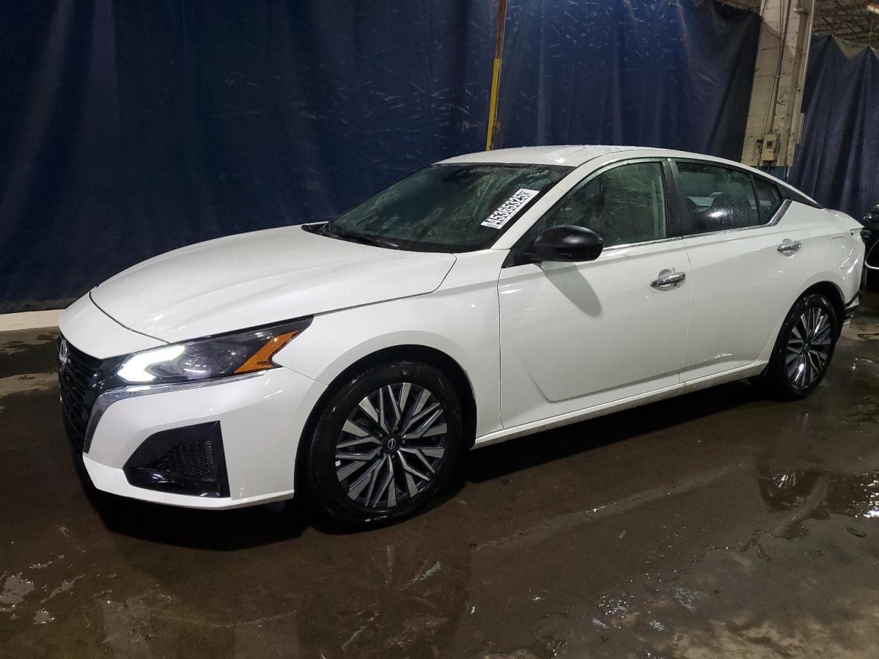 2024 Nissan Altima - Image 1