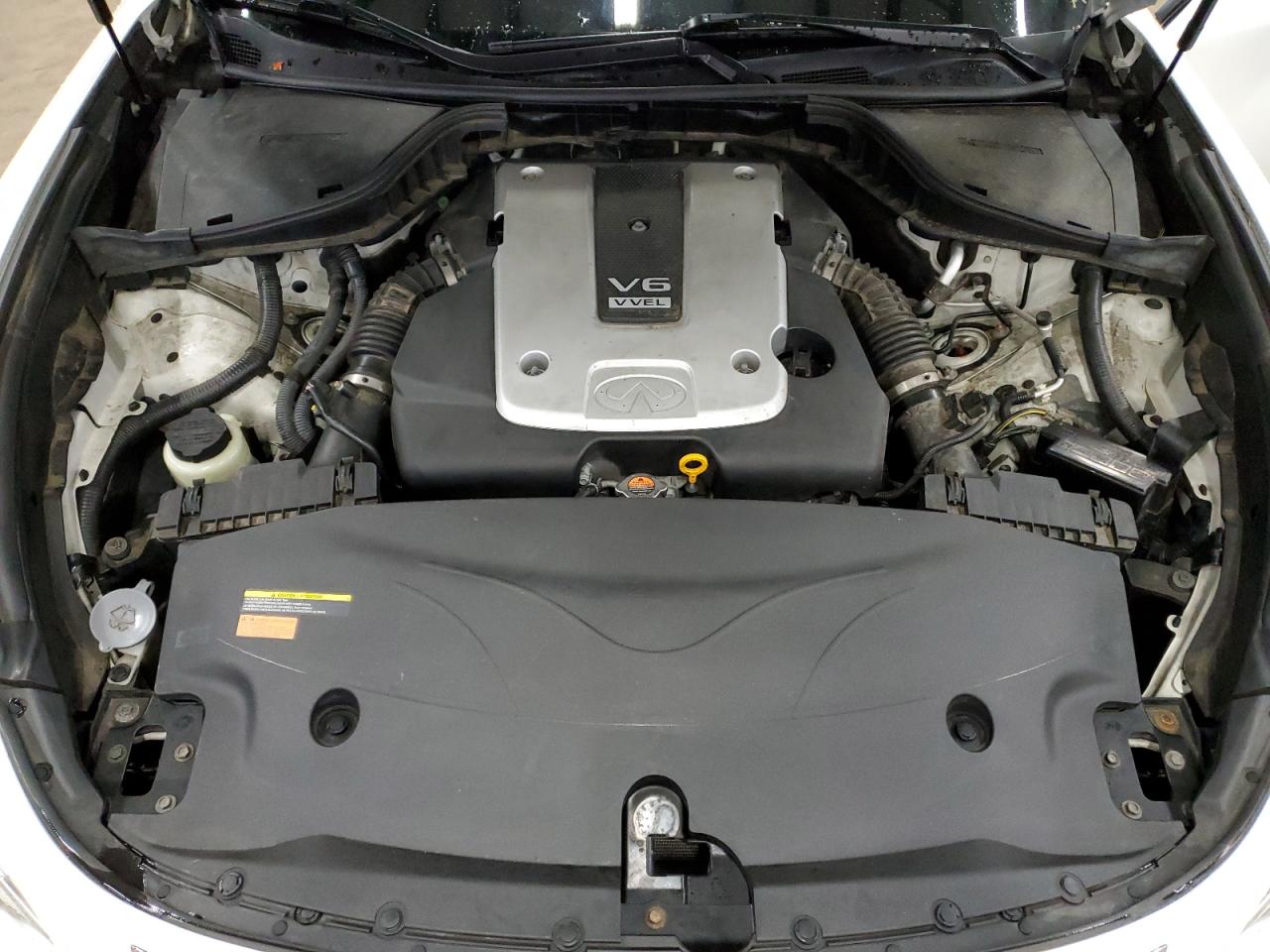 2013 Infiniti M - Image 11