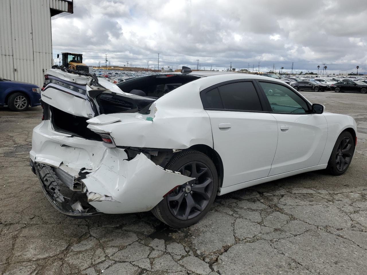 2017 Dodge Charger - Image 3