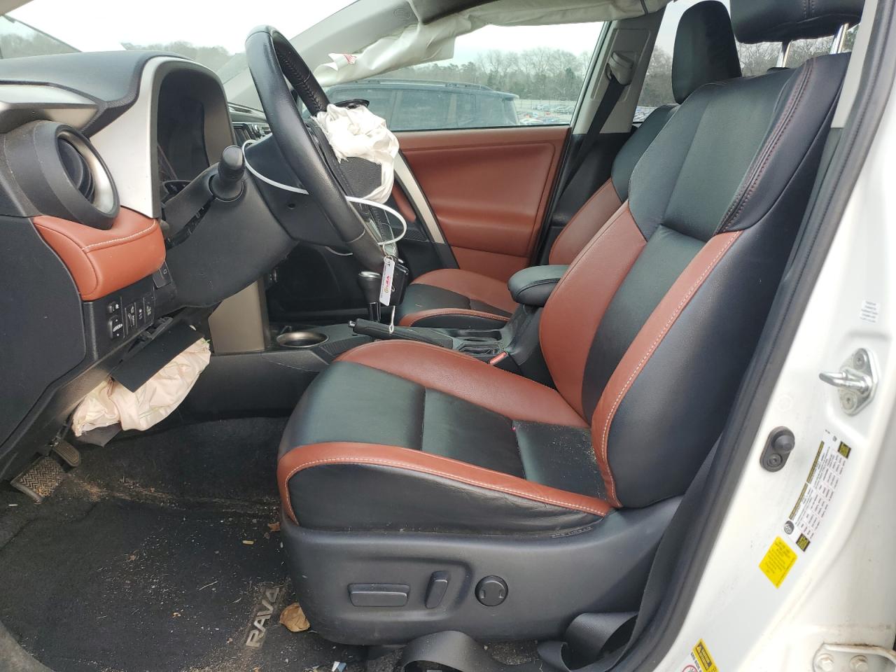 2013 Toyota RAV 4 - Image 7