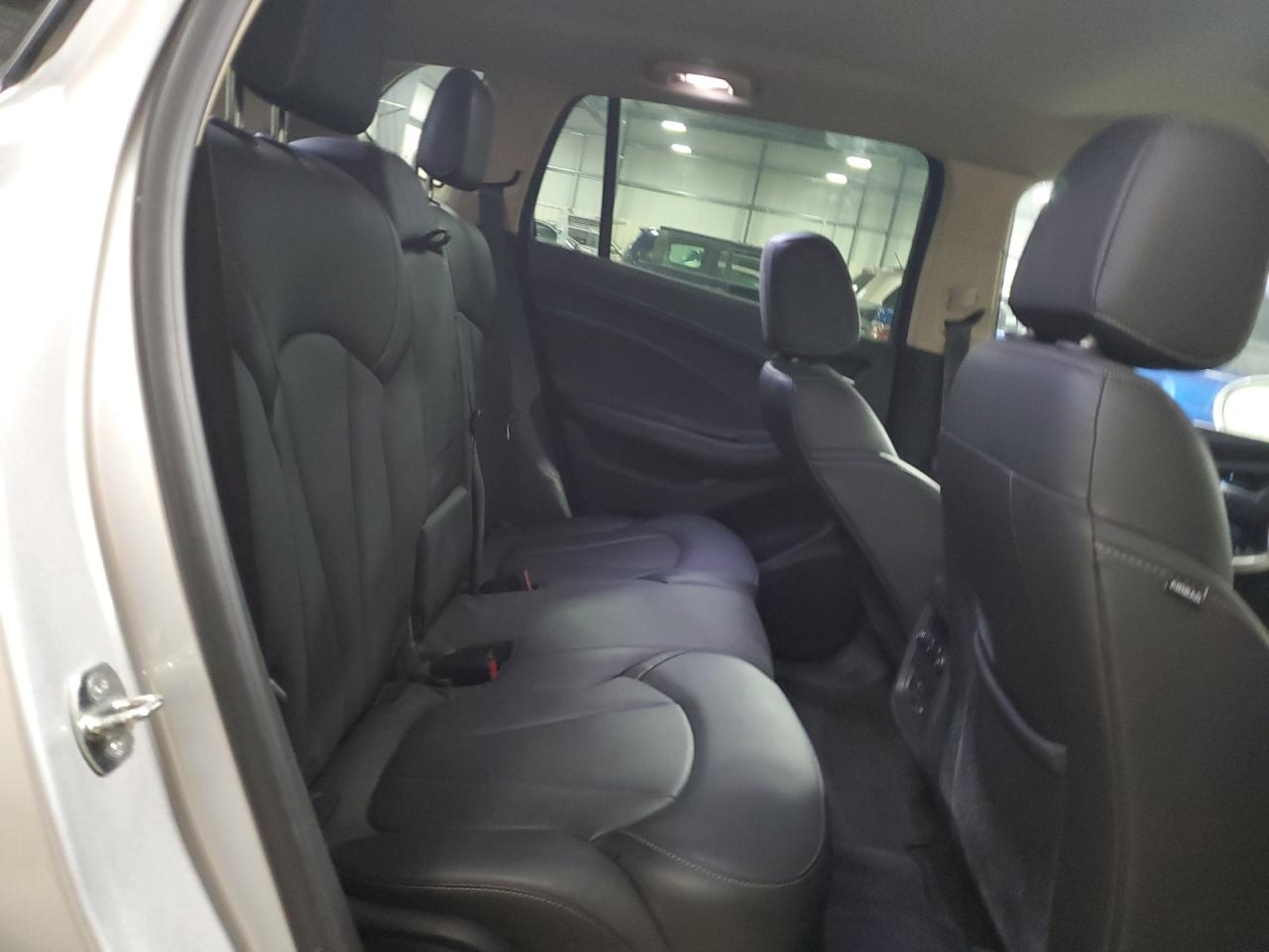 2017 Buick Envision - Image 11