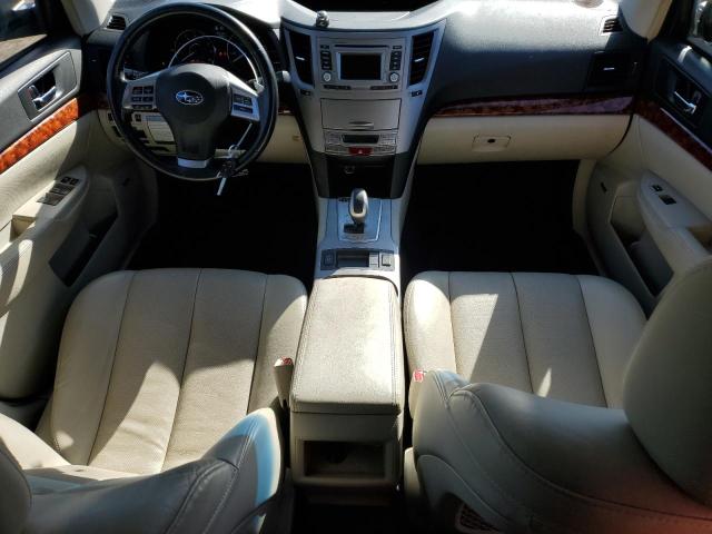 Parquets SUBARU OUTBACK 2012 Biały