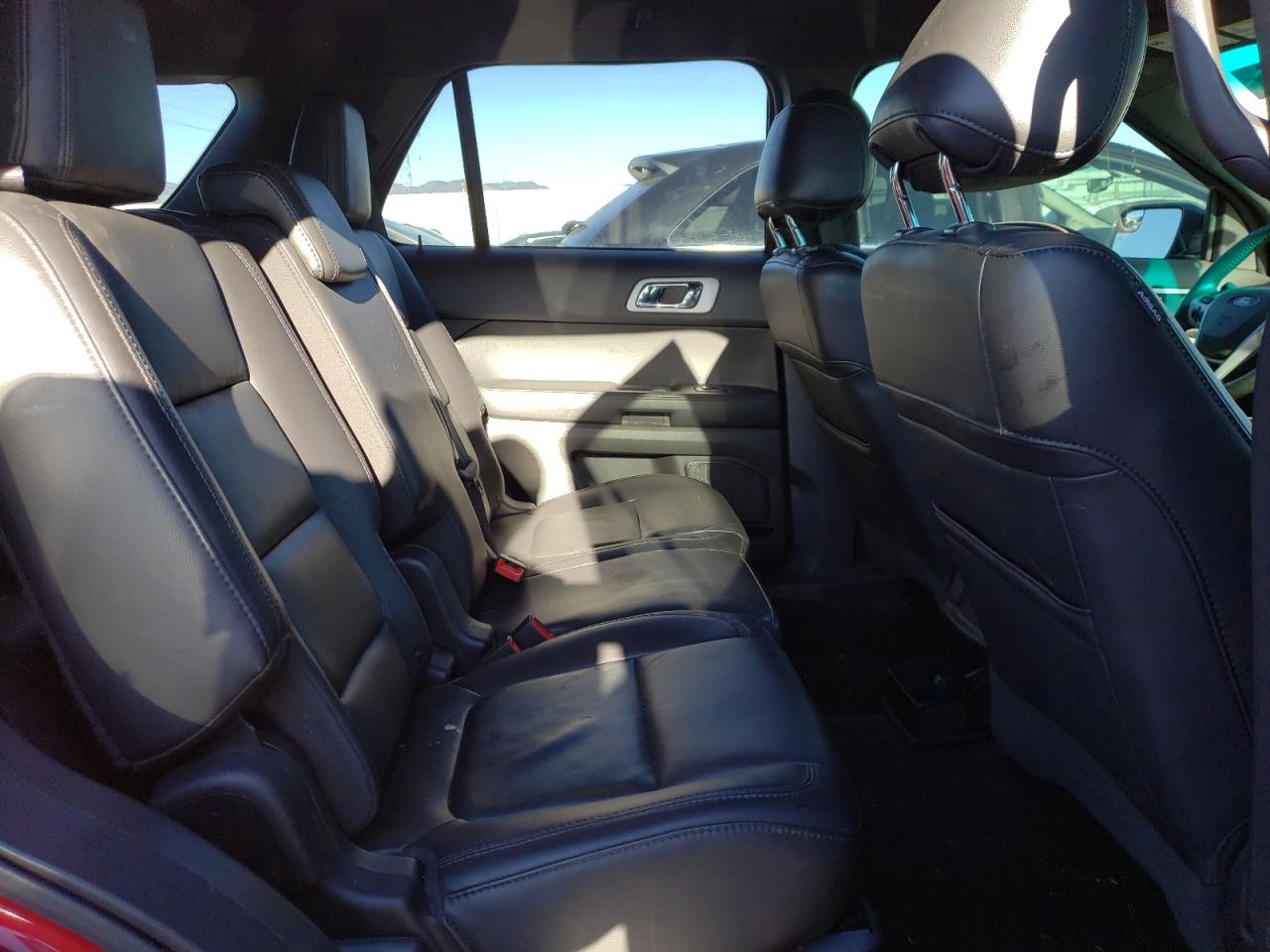 2014 Ford Explorer - Image 11
