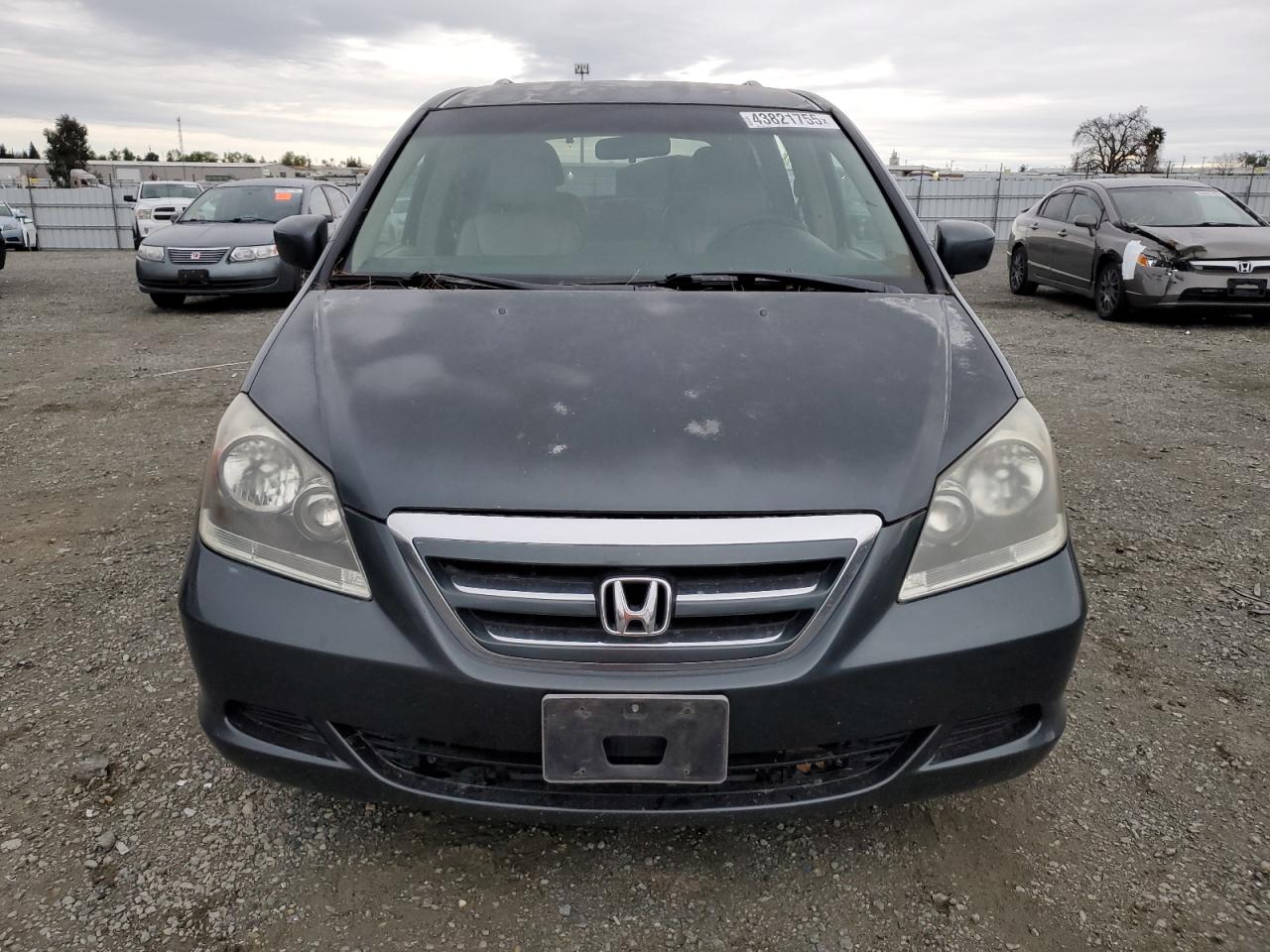 2005 Honda Odyssey - Image 5