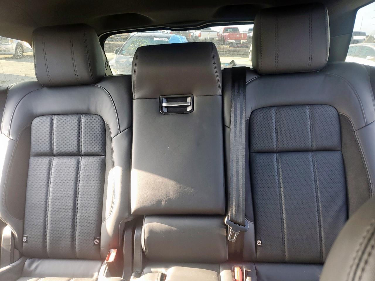 2020 Land Rover Range Rover - Image 10