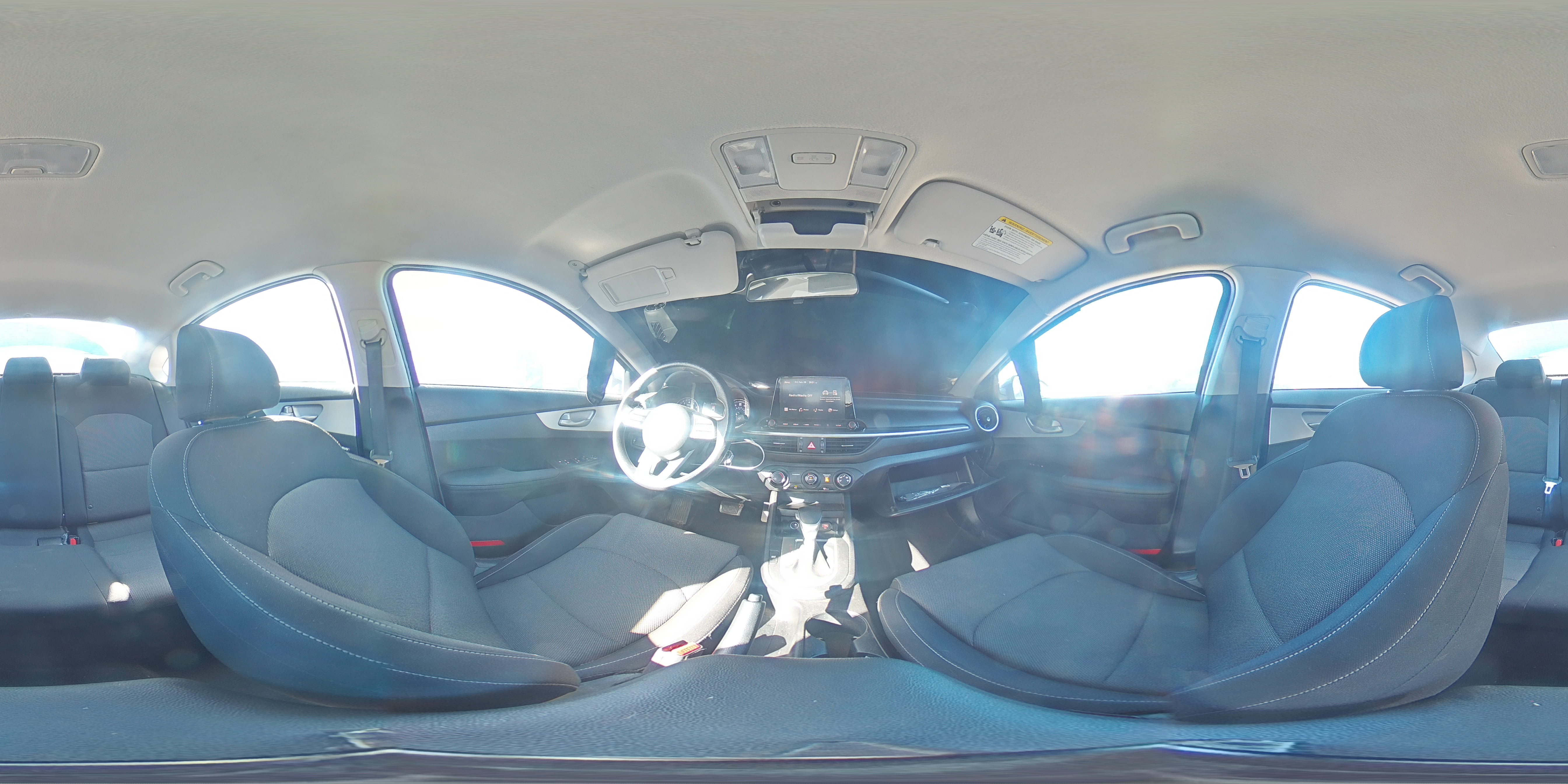 2024 Kia Forte - Image 15