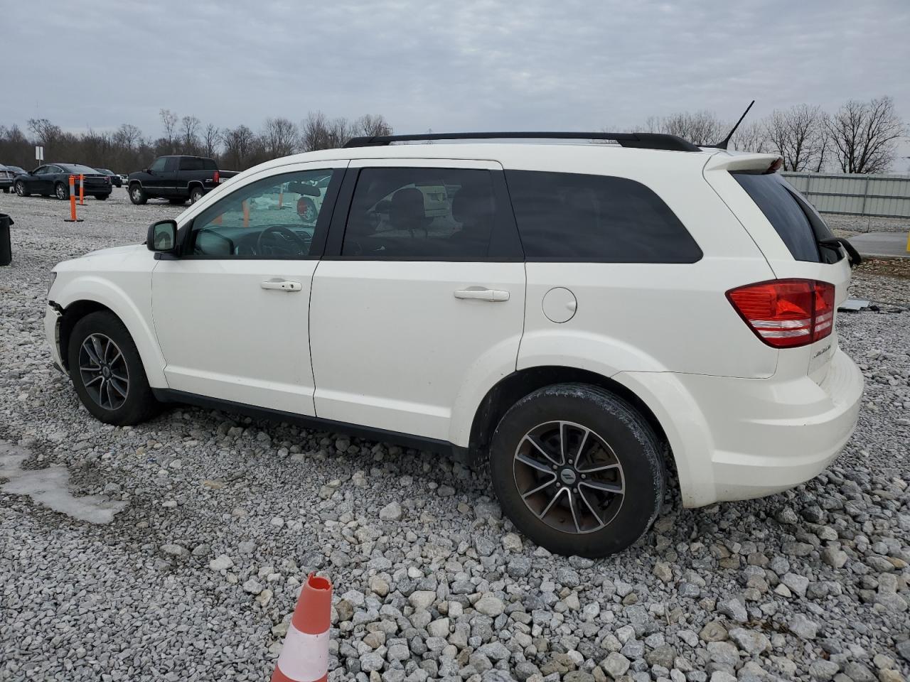 2018 Dodge Journey - Image 2