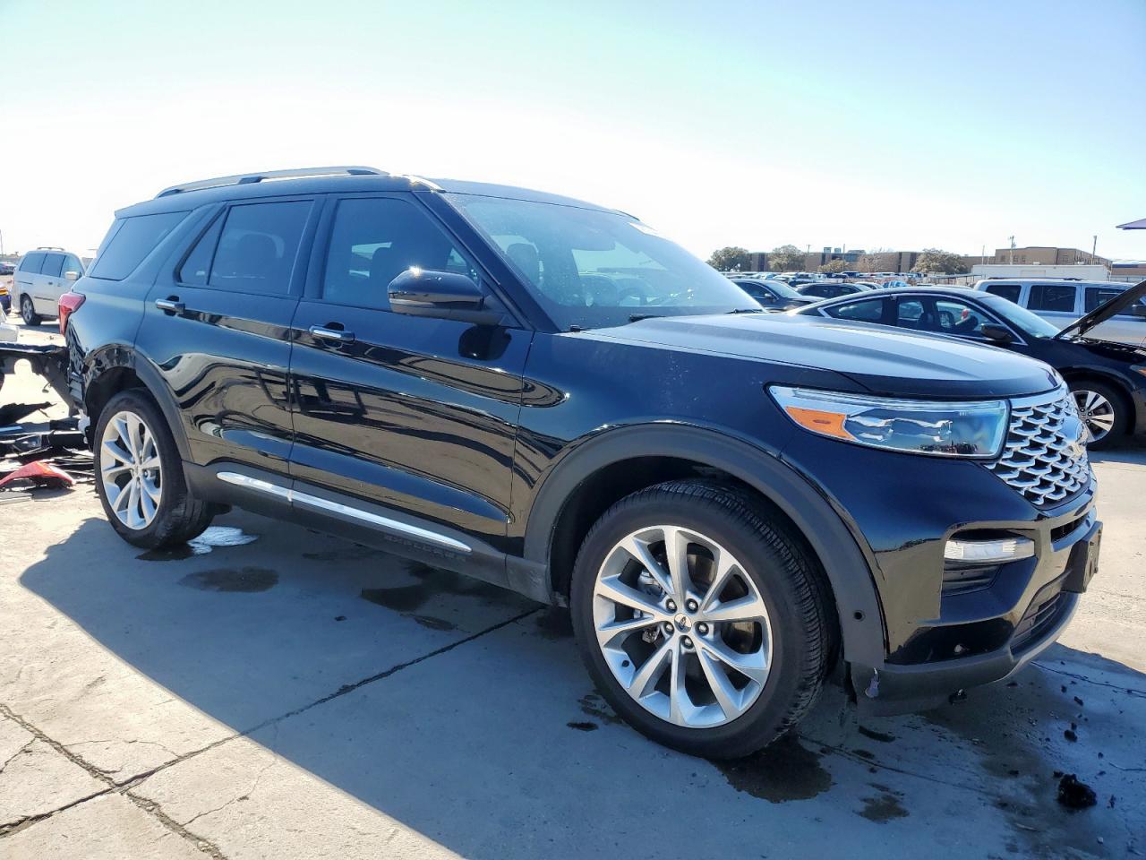 2021 Ford Explorer - Image 4