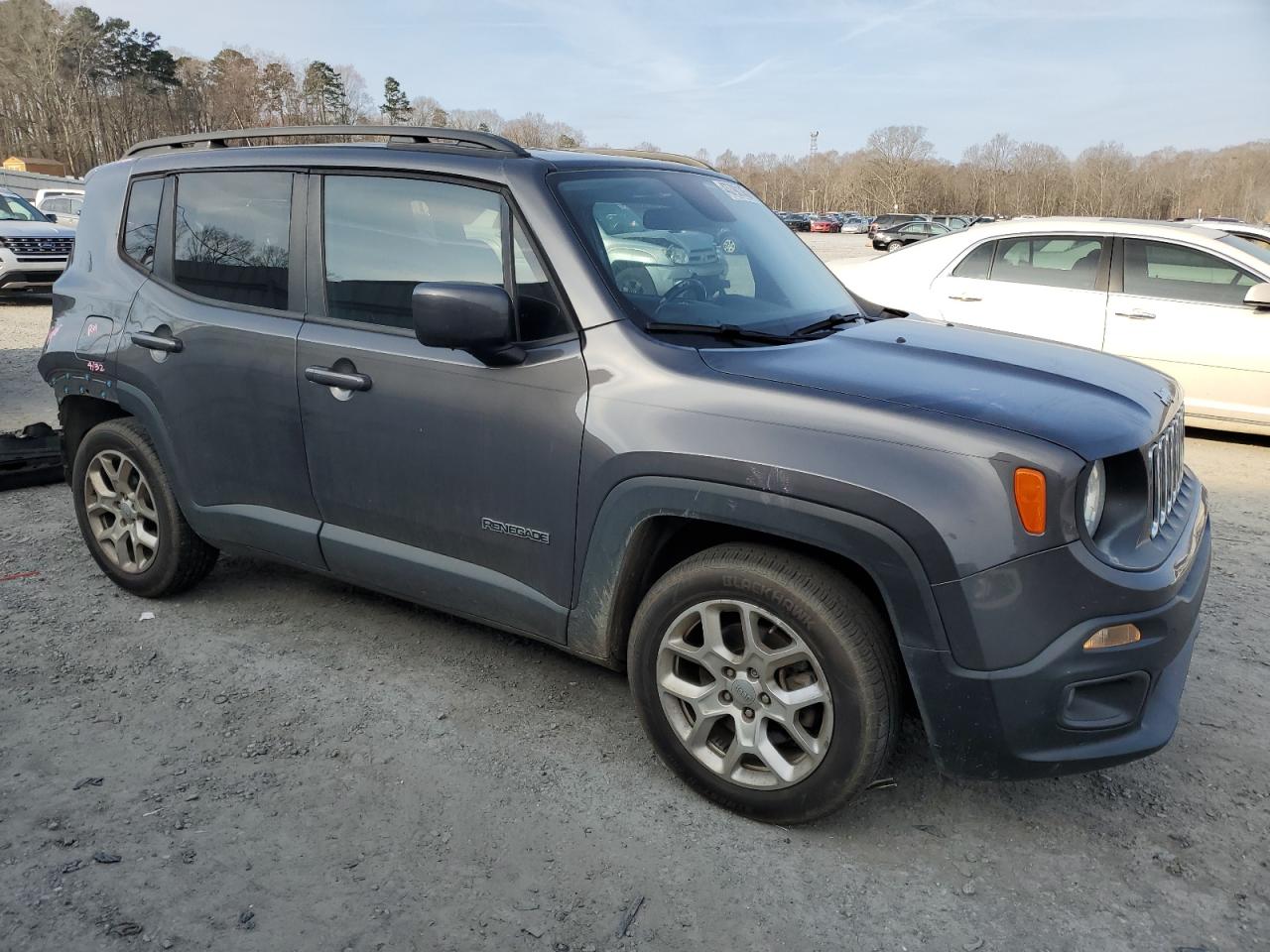 2017 Jeep Renegade - Image 4