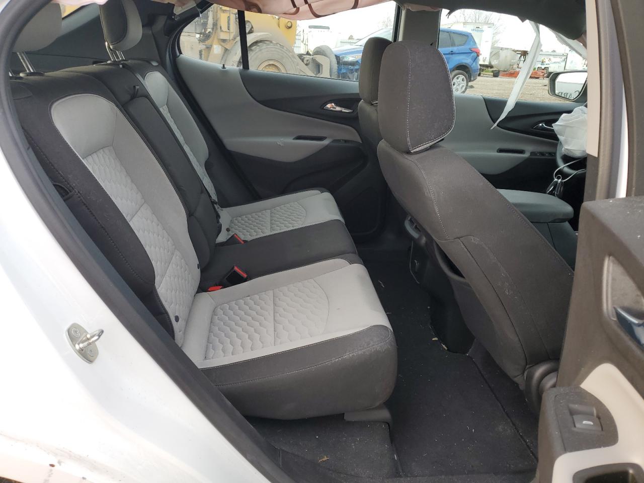 2018 Chevrolet Equinox - Image 10