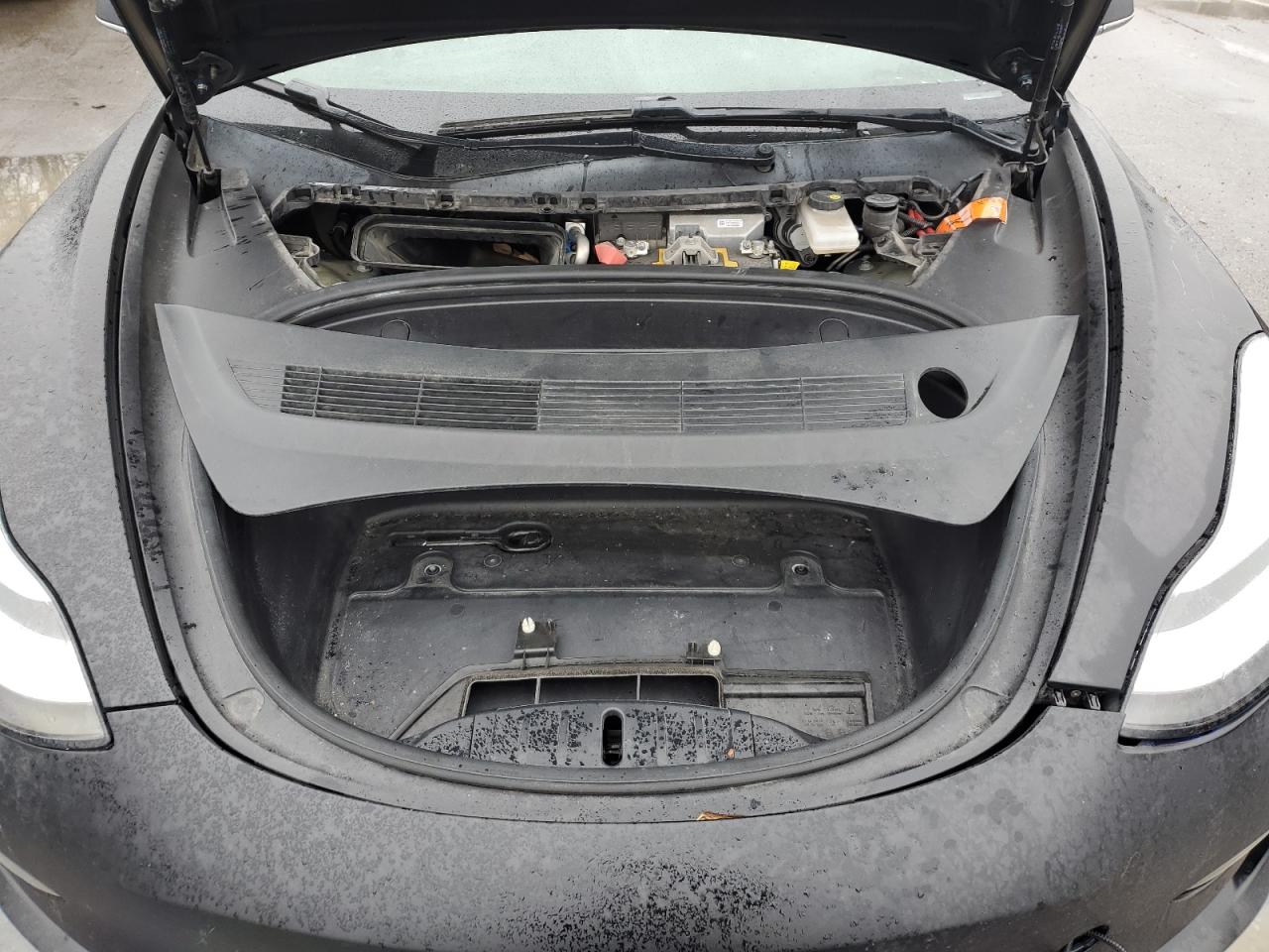 2019 Tesla Model 3 VIN: 5YJ3E1EA4KF400735 Lot: 44428525