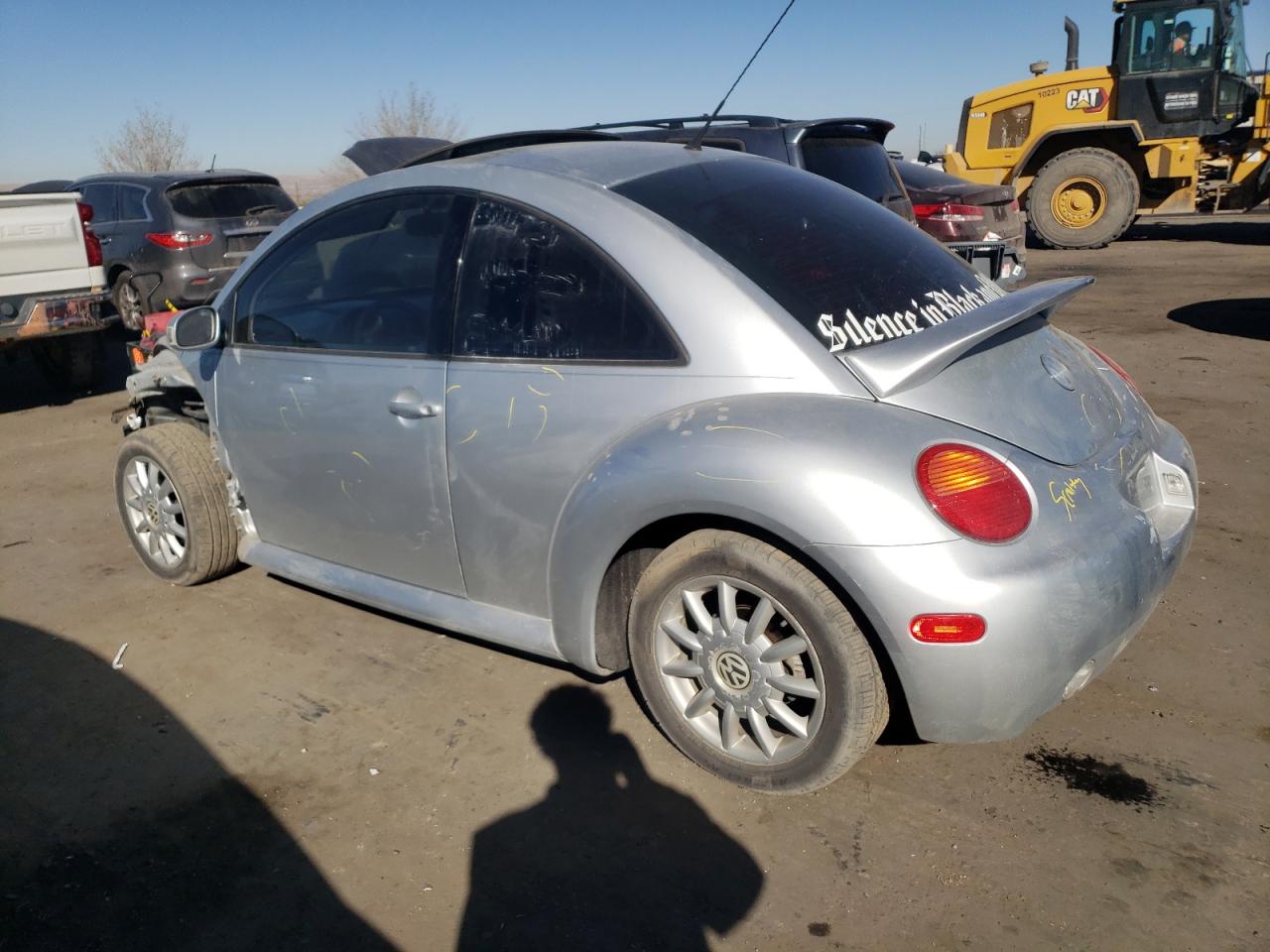 2005 Volkswagen Beetle - Image 2