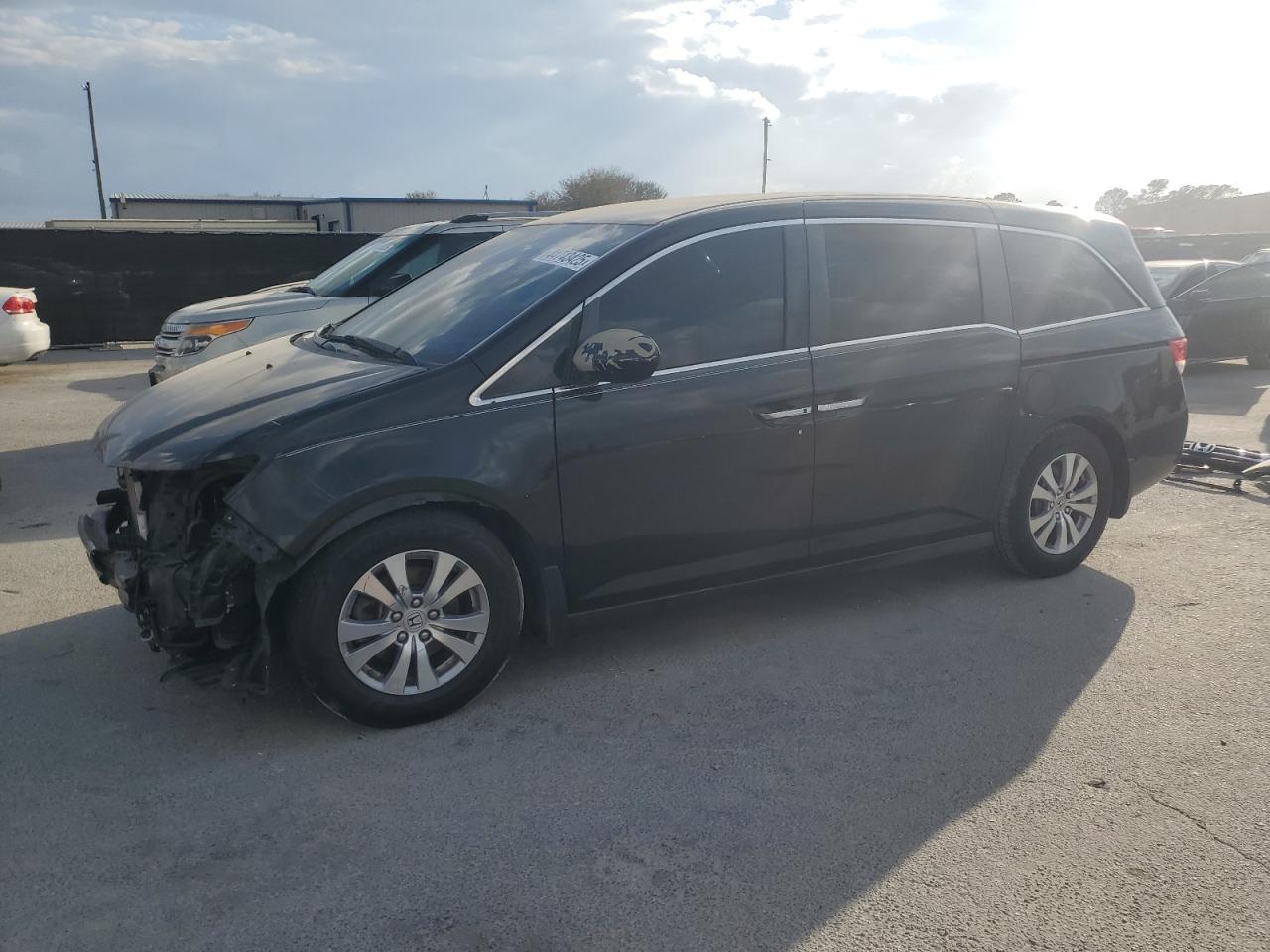 2015 Honda Odyssey - Image 1