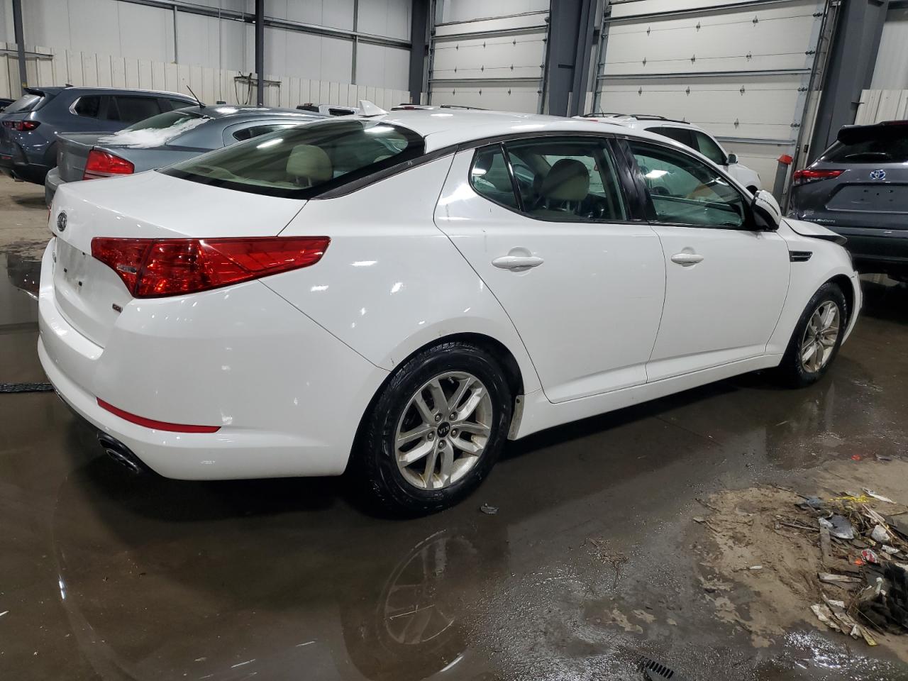 2011 Kia Optima - Image 3