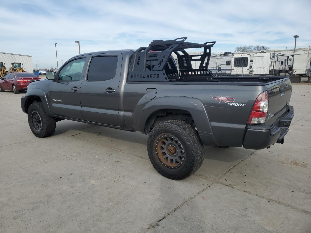 2009 Toyota Tacoma - Image 2