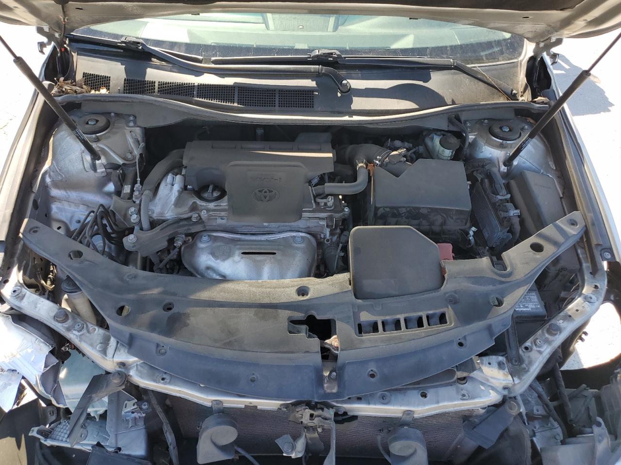 2017 Toyota Camry - Image 11